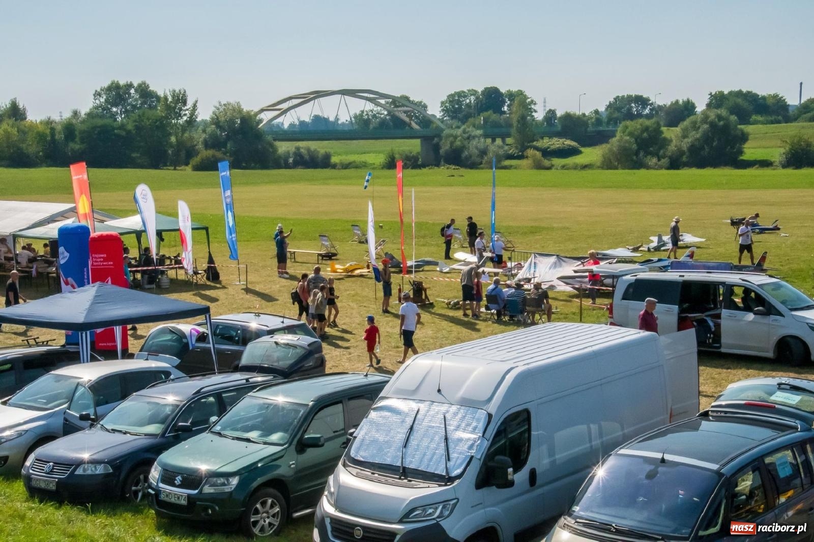 Zdjęcie w galerii na portalu naszraciborz.pl: Filmowe podsumowanie XVI Pikniku Modelarskiego [WIDEO] wiadomości z regionu