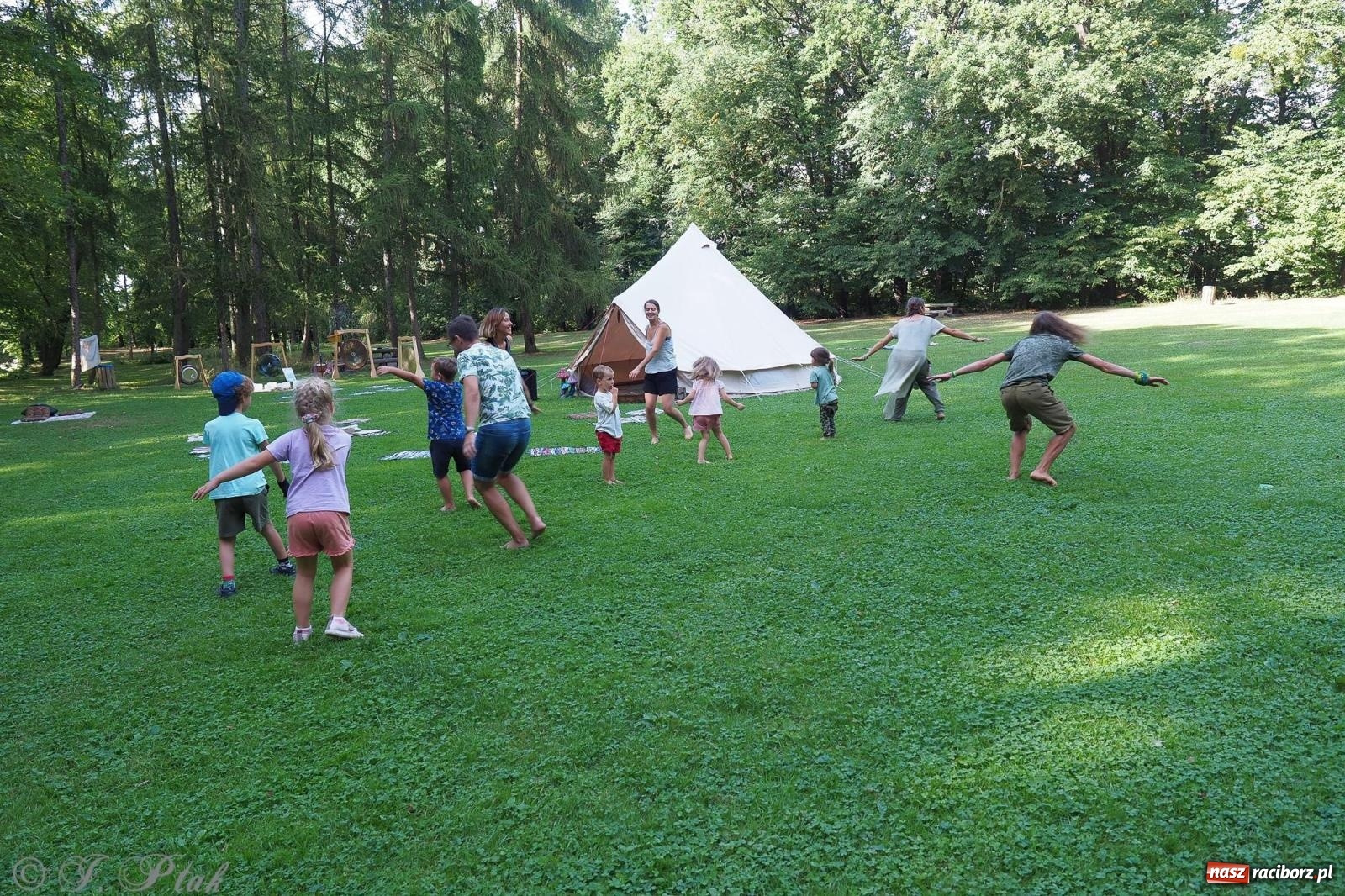 Zdjęcie w galerii na portalu naszraciborz.pl: Harmonia i balans. Las Obora dobry dla duszy i ciała [FOTO i WIDEO] wiadomości z regionu