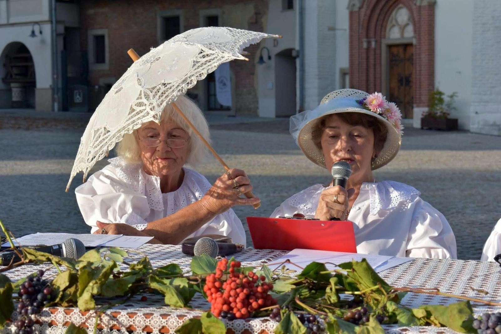Zdjęcie w galerii na portalu naszraciborz.pl: 12. odsłona Narodowego Czytania na Zamku Piastowskim za nami wiadomości z regionu