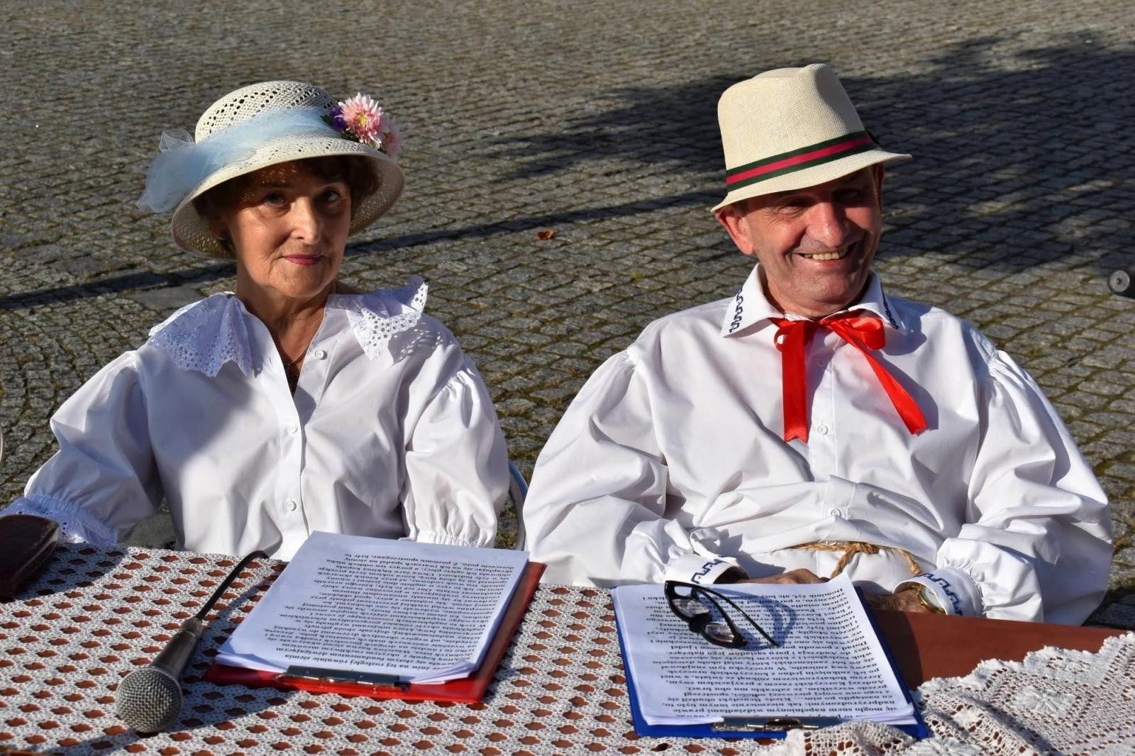 Zdjęcie w galerii na portalu naszraciborz.pl: 12. odsłona Narodowego Czytania na Zamku Piastowskim za nami wiadomości z regionu