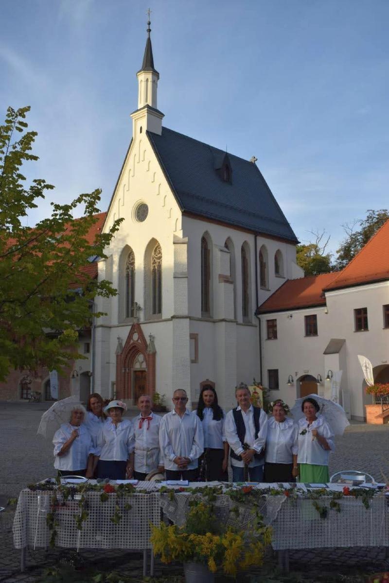 Zdjęcie w galerii na portalu naszraciborz.pl: 12. odsłona Narodowego Czytania na Zamku Piastowskim za nami wiadomości z regionu