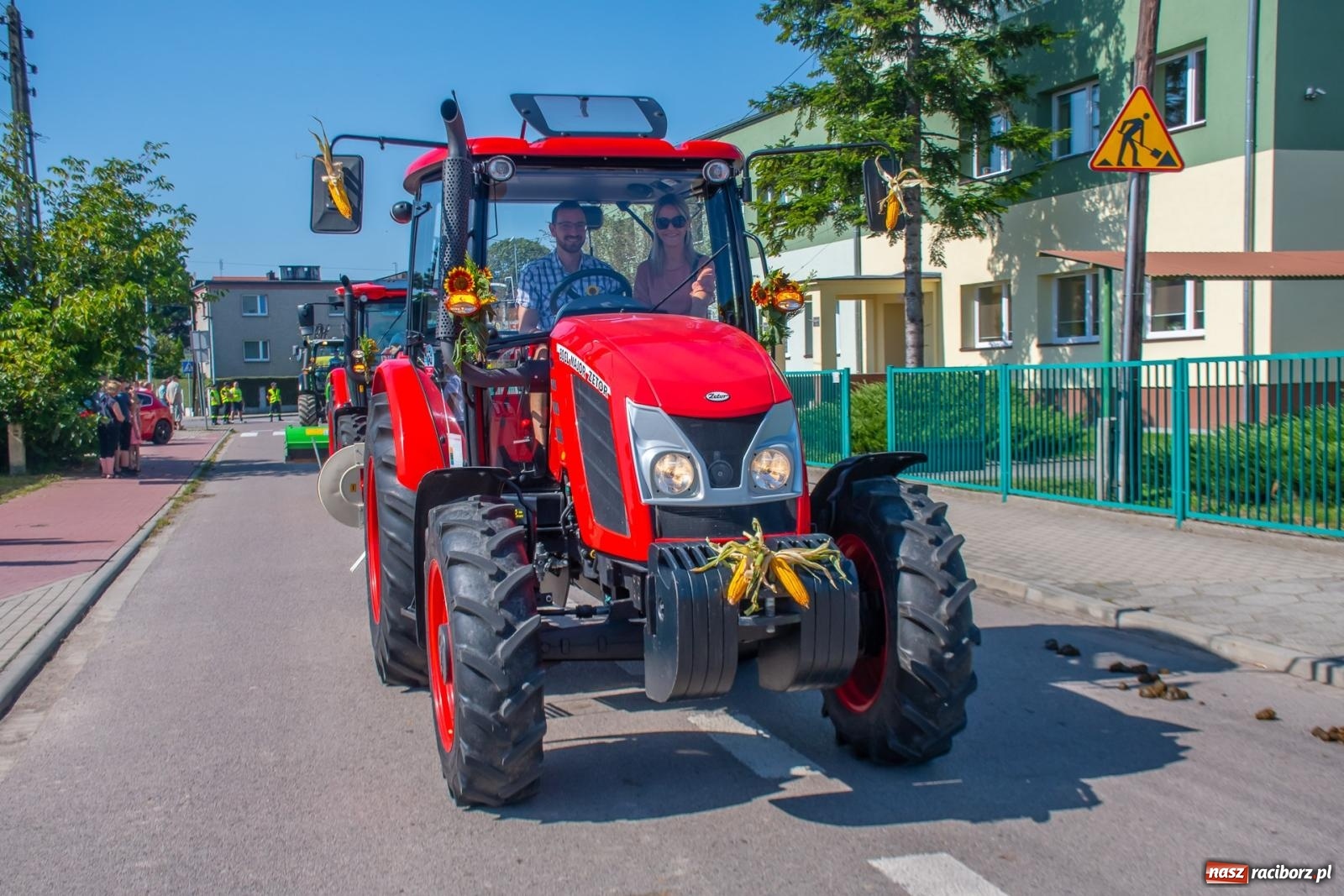 Zdjęcie w galerii na portalu naszraciborz.pl: Bieńkowicki korowód dożynkowy zachwycał kolorami wiadomości z regionu