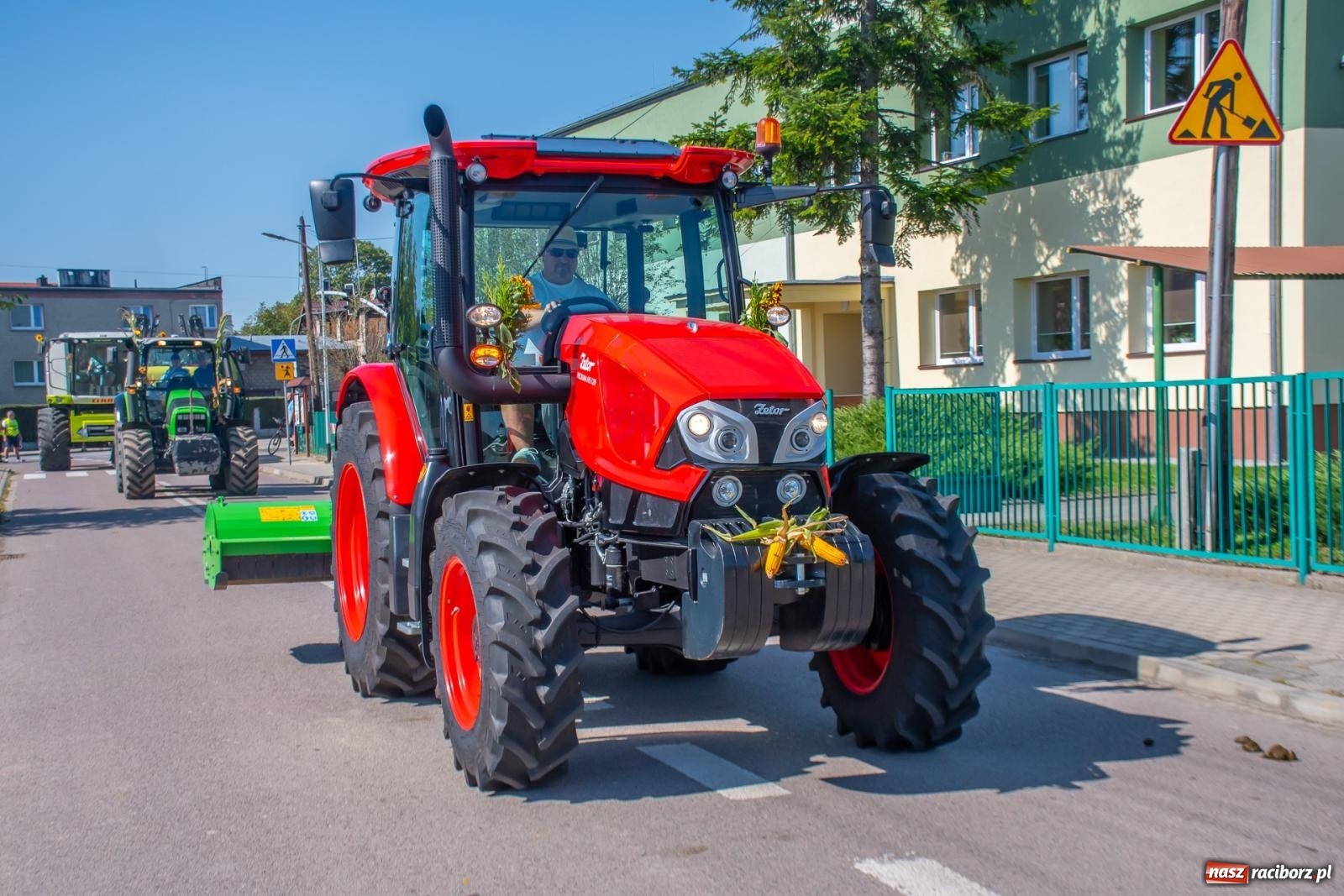 Zdjęcie w galerii na portalu naszraciborz.pl: Bieńkowicki korowód dożynkowy zachwycał kolorami wiadomości z regionu