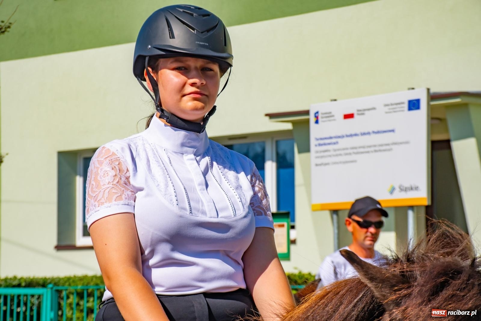 Zdjęcie w galerii na portalu naszraciborz.pl: Bieńkowicki korowód dożynkowy zachwycał kolorami wiadomości z regionu
