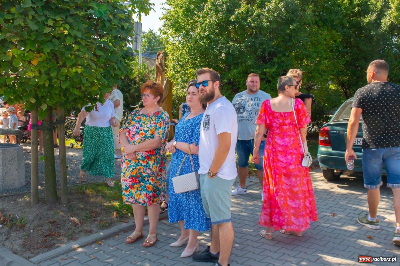 Zdjęcie w galerii na portalu naszraciborz.pl: Bieńkowicki korowód dożynkowy zachwycał kolorami wiadomości z regionu