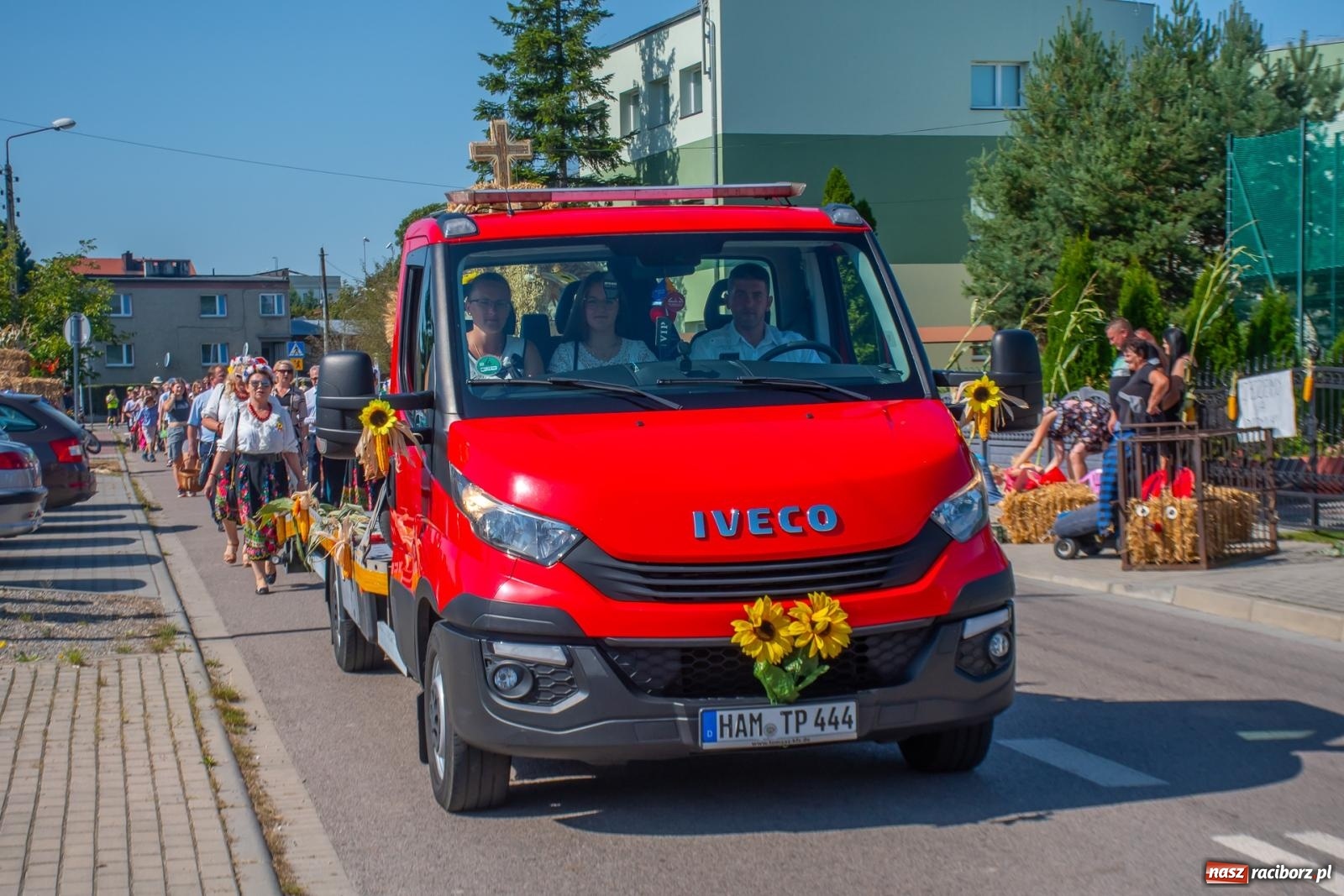 Zdjęcie w galerii na portalu naszraciborz.pl: Bieńkowicki korowód dożynkowy zachwycał kolorami wiadomości z regionu