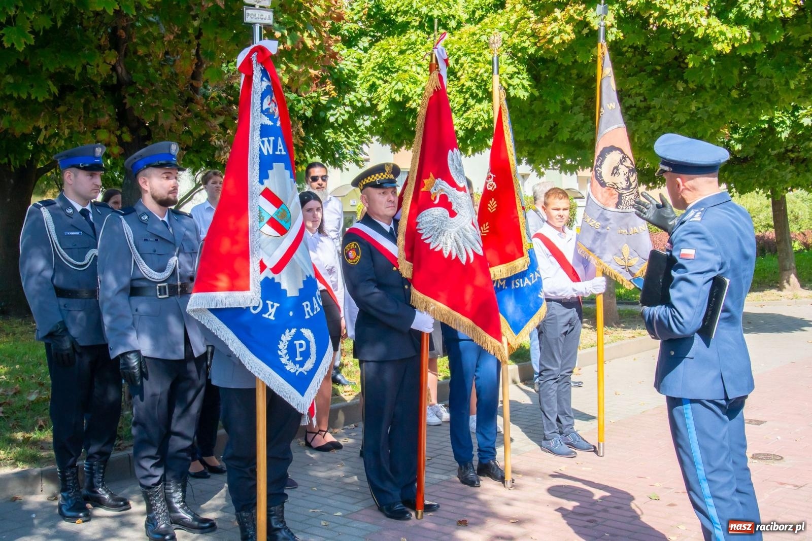 Zdjęcie w galerii na portalu naszraciborz.pl: Odsłonięto obelisk upamiętniający śp. aspiranta Michała Kędzierskiego [FOTO i WIDEO] wiadomości z regionu
