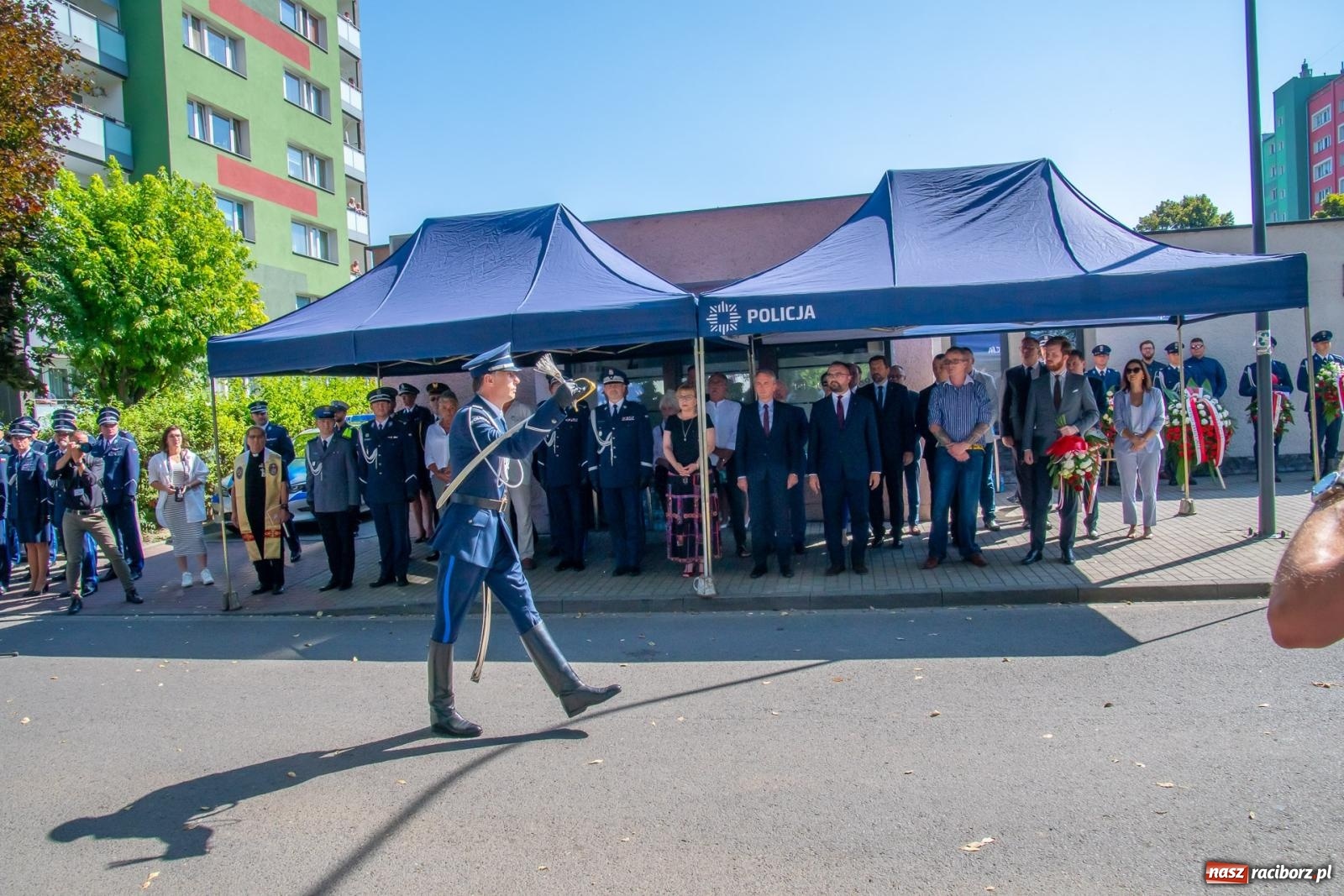 Zdjęcie w galerii na portalu naszraciborz.pl: Odsłonięto obelisk upamiętniający śp. aspiranta Michała Kędzierskiego [FOTO i WIDEO] wiadomości z regionu
