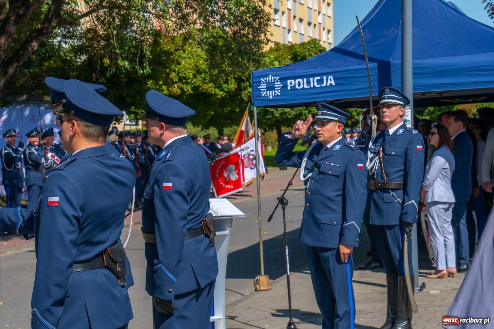 Zdjęcie w galerii na portalu naszraciborz.pl: Odsłonięto obelisk upamiętniający śp. aspiranta Michała Kędzierskiego [FOTO i WIDEO] wiadomości z regionu