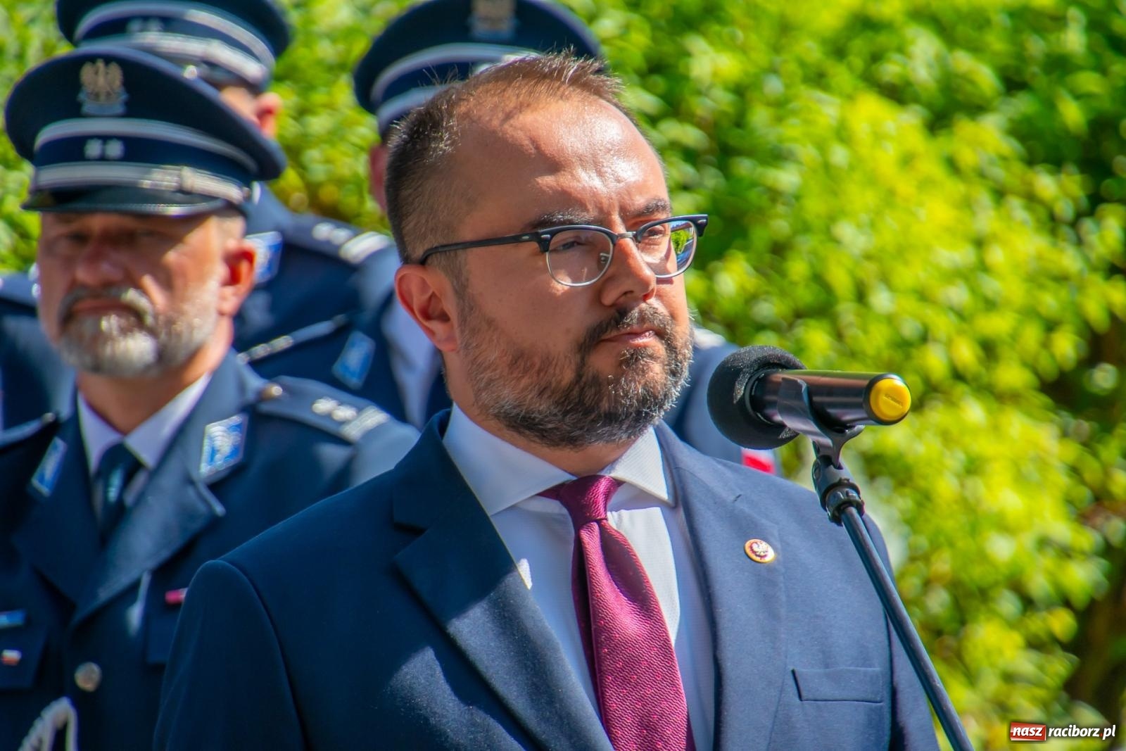 Zdjęcie w galerii na portalu naszraciborz.pl: Odsłonięto obelisk upamiętniający śp. aspiranta Michała Kędzierskiego [FOTO i WIDEO] wiadomości z regionu