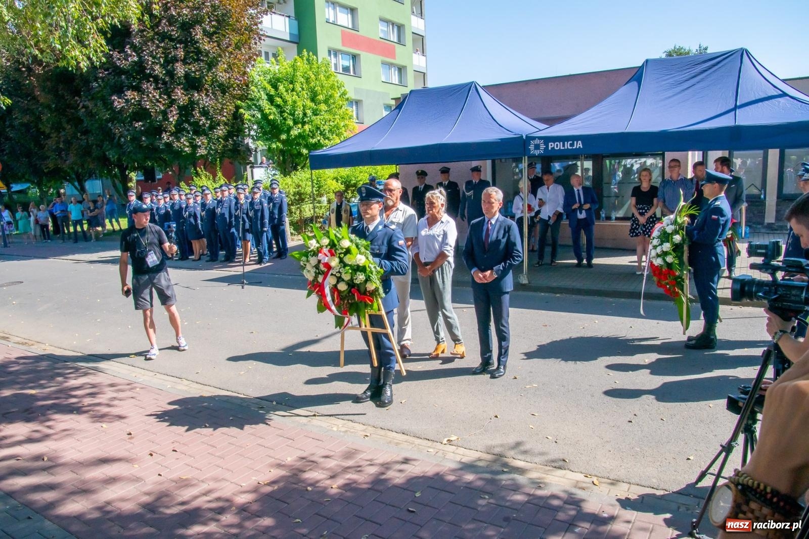Zdjęcie w galerii na portalu naszraciborz.pl: Odsłonięto obelisk upamiętniający śp. aspiranta Michała Kędzierskiego [FOTO i WIDEO] wiadomości z regionu
