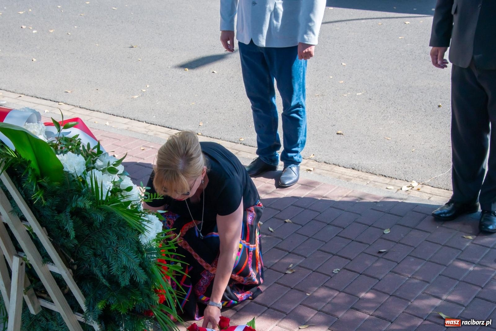 Zdjęcie w galerii na portalu naszraciborz.pl: Odsłonięto obelisk upamiętniający śp. aspiranta Michała Kędzierskiego [FOTO i WIDEO] wiadomości z regionu