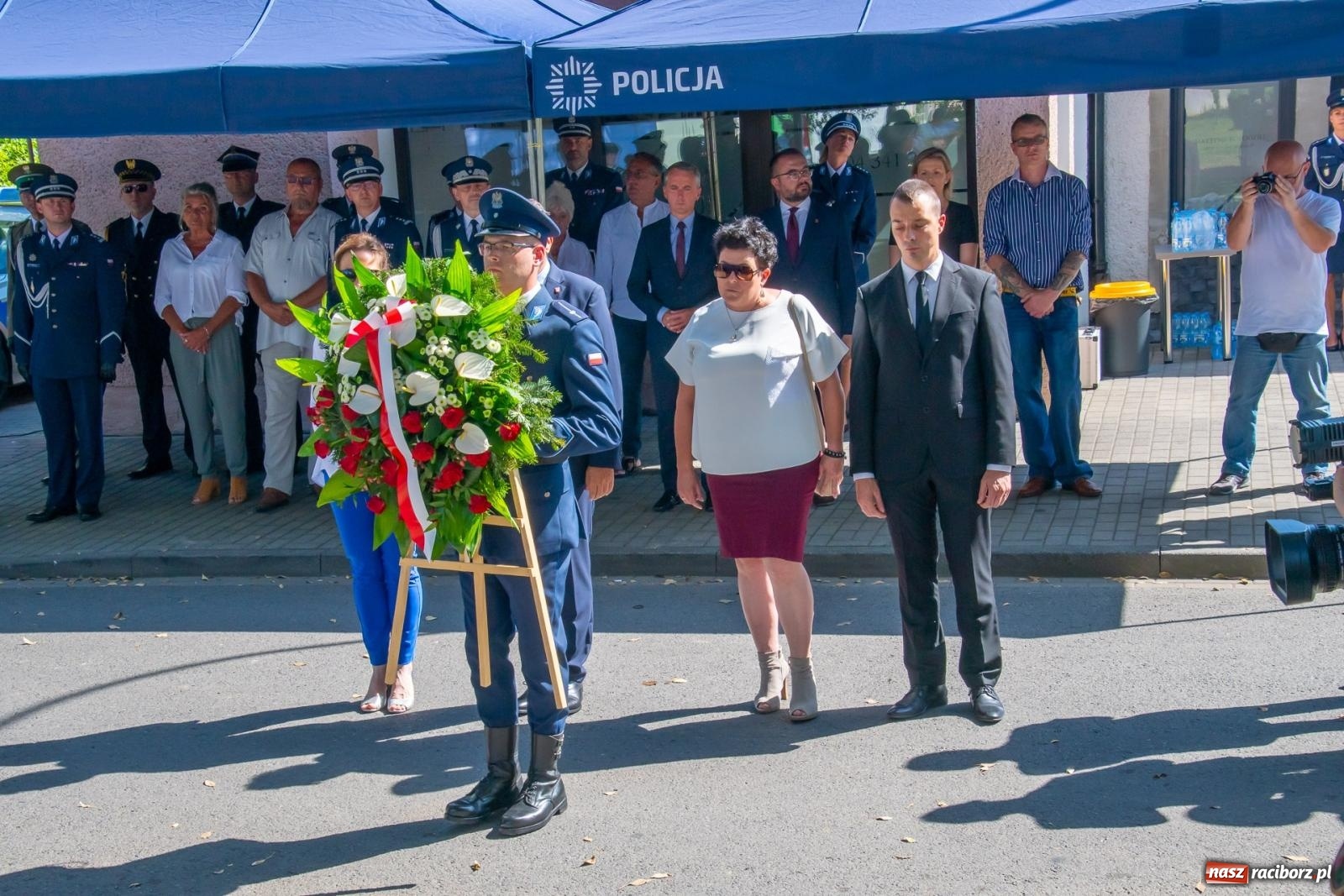 Zdjęcie w galerii na portalu naszraciborz.pl: Odsłonięto obelisk upamiętniający śp. aspiranta Michała Kędzierskiego [FOTO i WIDEO] wiadomości z regionu