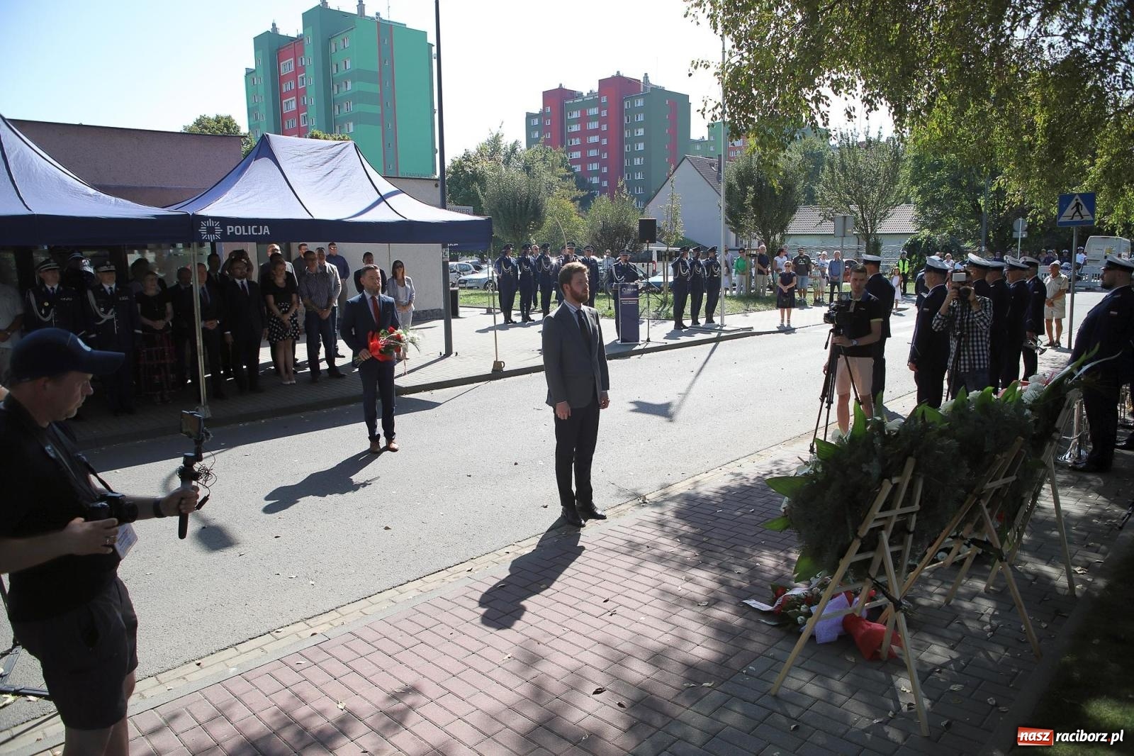 Zdjęcie w galerii na portalu naszraciborz.pl: Odsłonięto obelisk upamiętniający śp. aspiranta Michała Kędzierskiego [FOTO i WIDEO] wiadomości z regionu