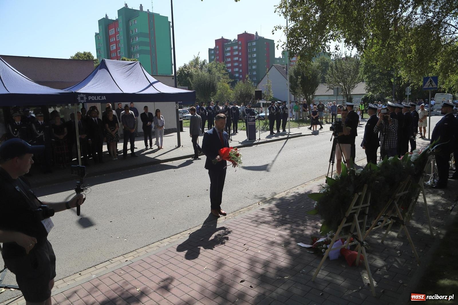Zdjęcie w galerii na portalu naszraciborz.pl: Odsłonięto obelisk upamiętniający śp. aspiranta Michała Kędzierskiego [FOTO i WIDEO] wiadomości z regionu