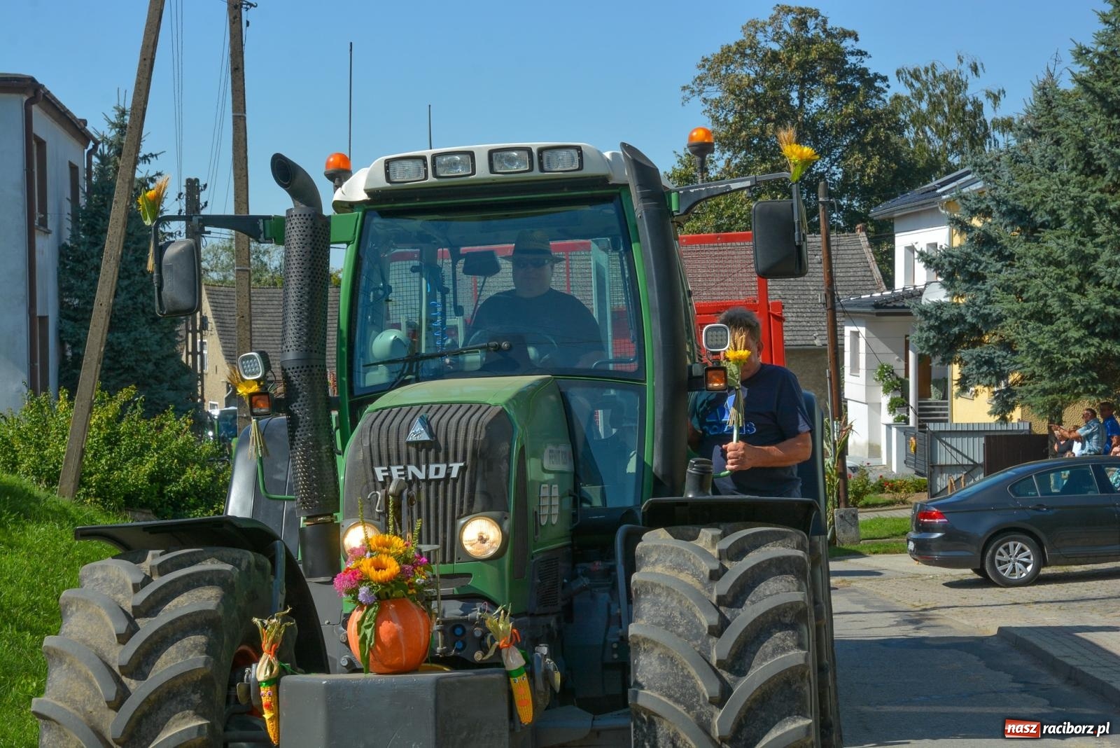 Zdjęcie w galerii na portalu naszraciborz.pl: Historia rolniczej mechanizacji w pigułce. Dożynki w Gamowie [FOTO i WIDEO] wiadomości z regionu