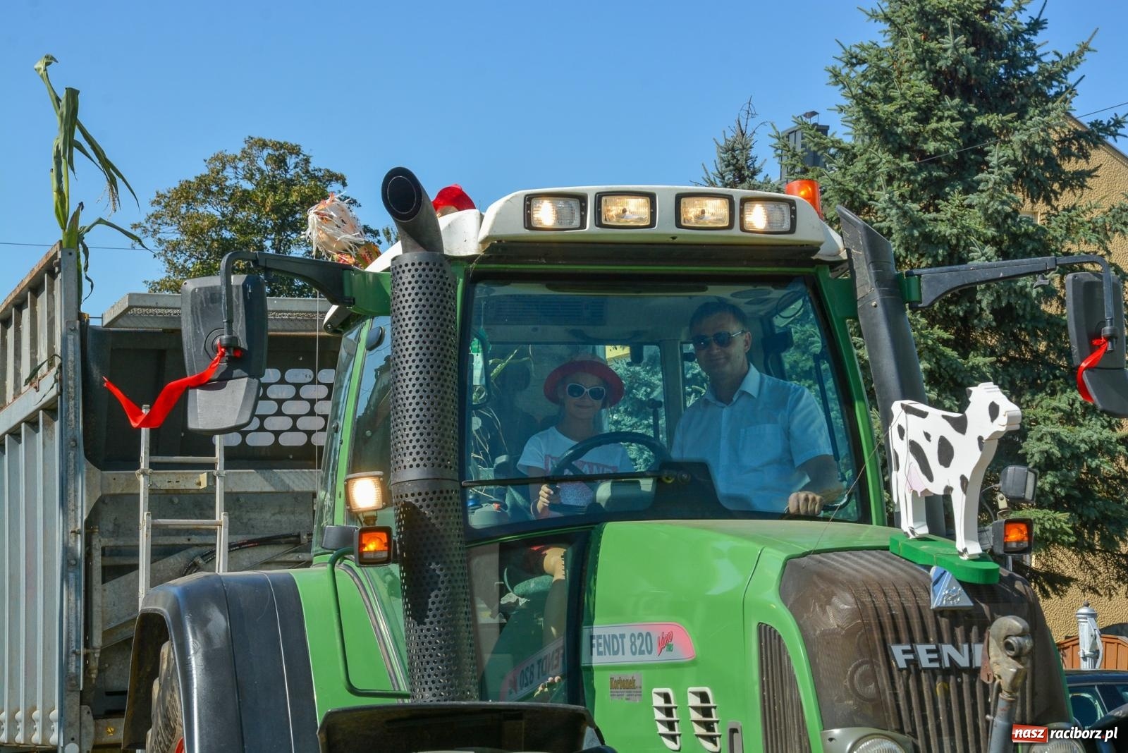 Zdjęcie w galerii na portalu naszraciborz.pl: Historia rolniczej mechanizacji w pigułce. Dożynki w Gamowie [FOTO i WIDEO] wiadomości z regionu