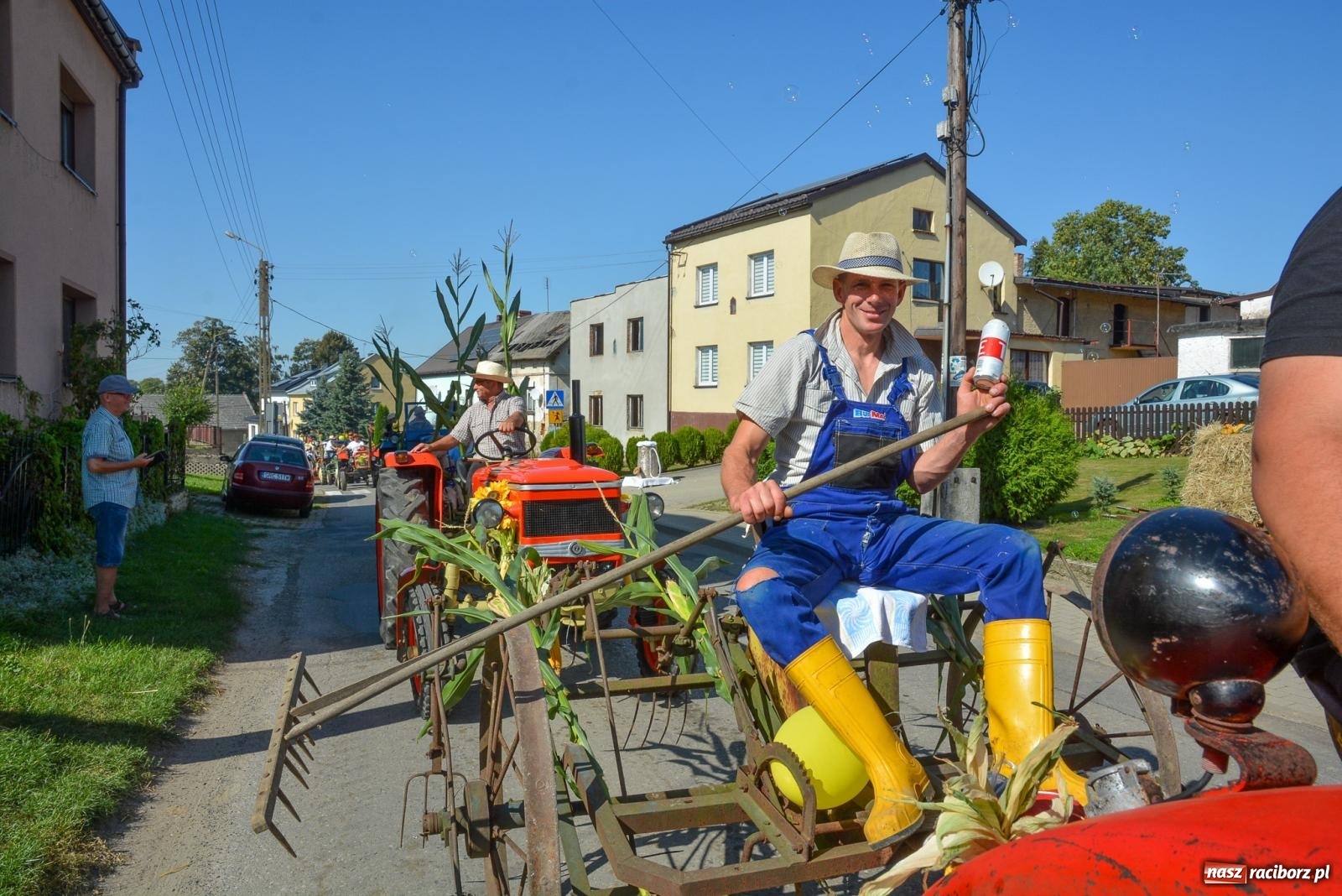 Zdjęcie w galerii na portalu naszraciborz.pl: Historia rolniczej mechanizacji w pigułce. Dożynki w Gamowie [FOTO i WIDEO] wiadomości z regionu