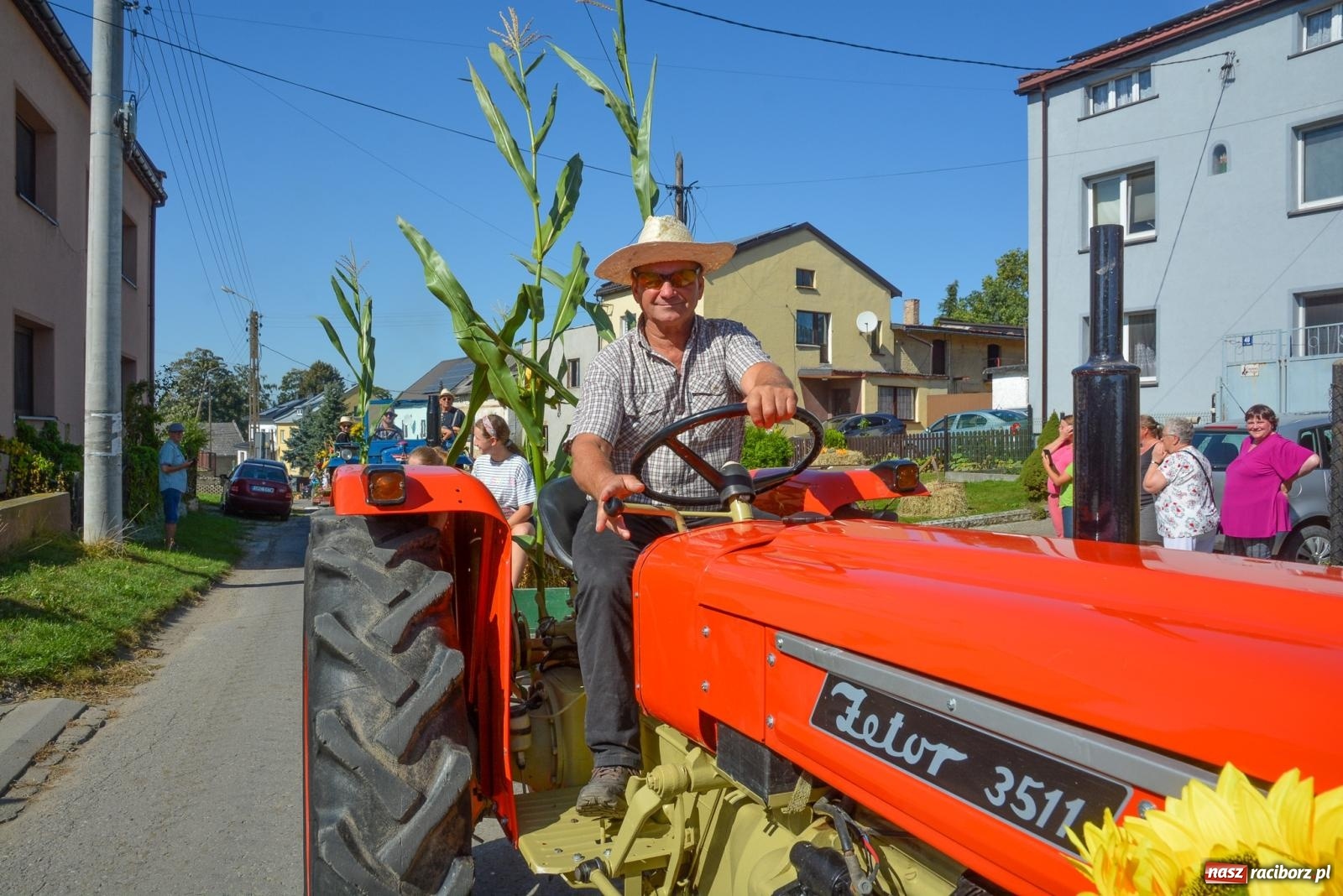 Zdjęcie w galerii na portalu naszraciborz.pl: Historia rolniczej mechanizacji w pigułce. Dożynki w Gamowie [FOTO i WIDEO] wiadomości z regionu