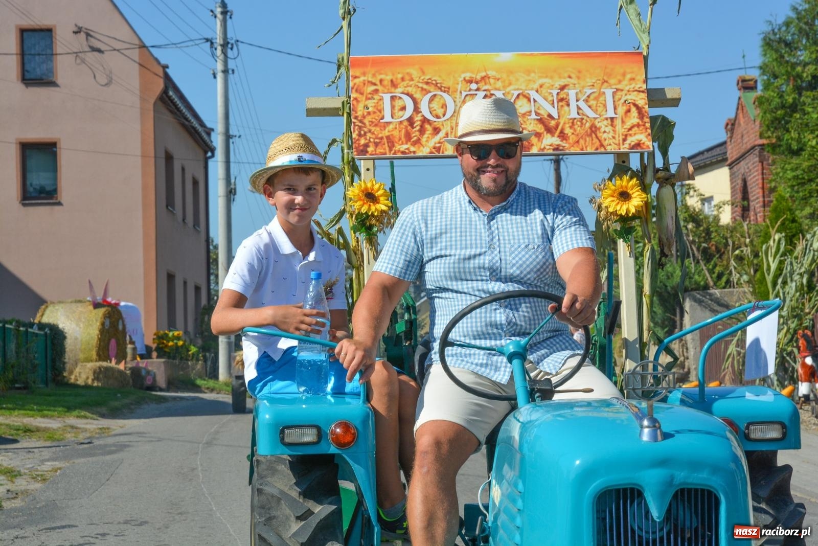 Zdjęcie w galerii na portalu naszraciborz.pl: Historia rolniczej mechanizacji w pigułce. Dożynki w Gamowie [FOTO i WIDEO] wiadomości z regionu