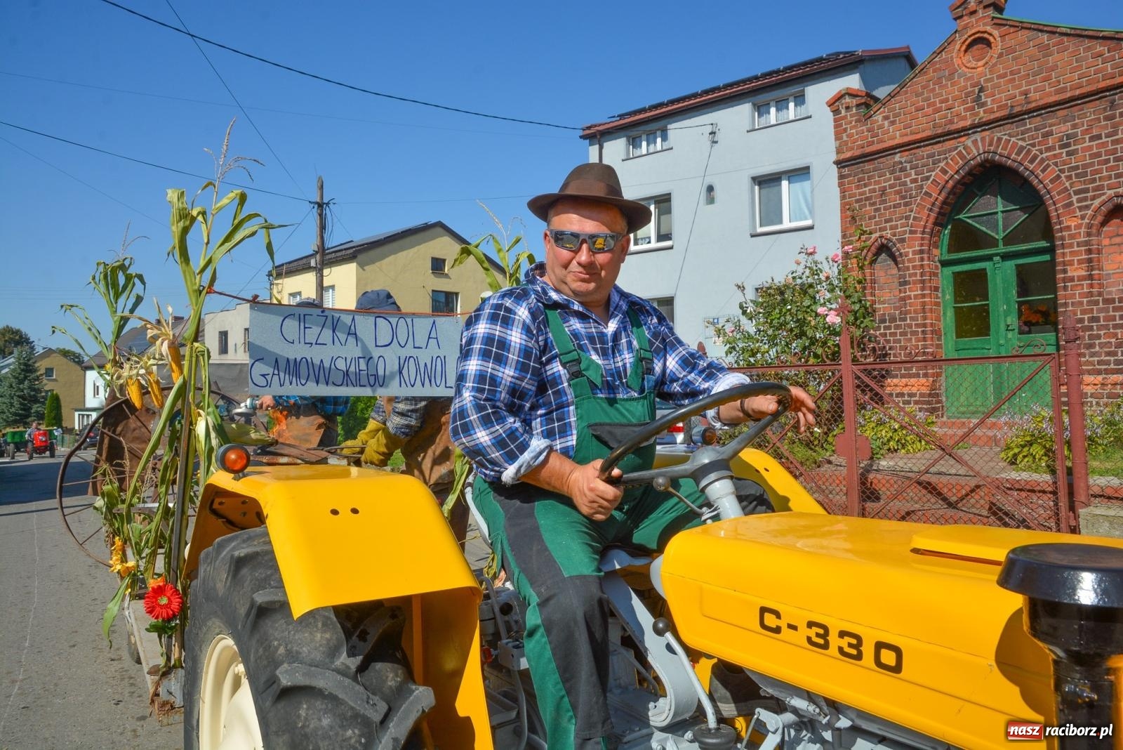 Zdjęcie w galerii na portalu naszraciborz.pl: Historia rolniczej mechanizacji w pigułce. Dożynki w Gamowie [FOTO i WIDEO] wiadomości z regionu