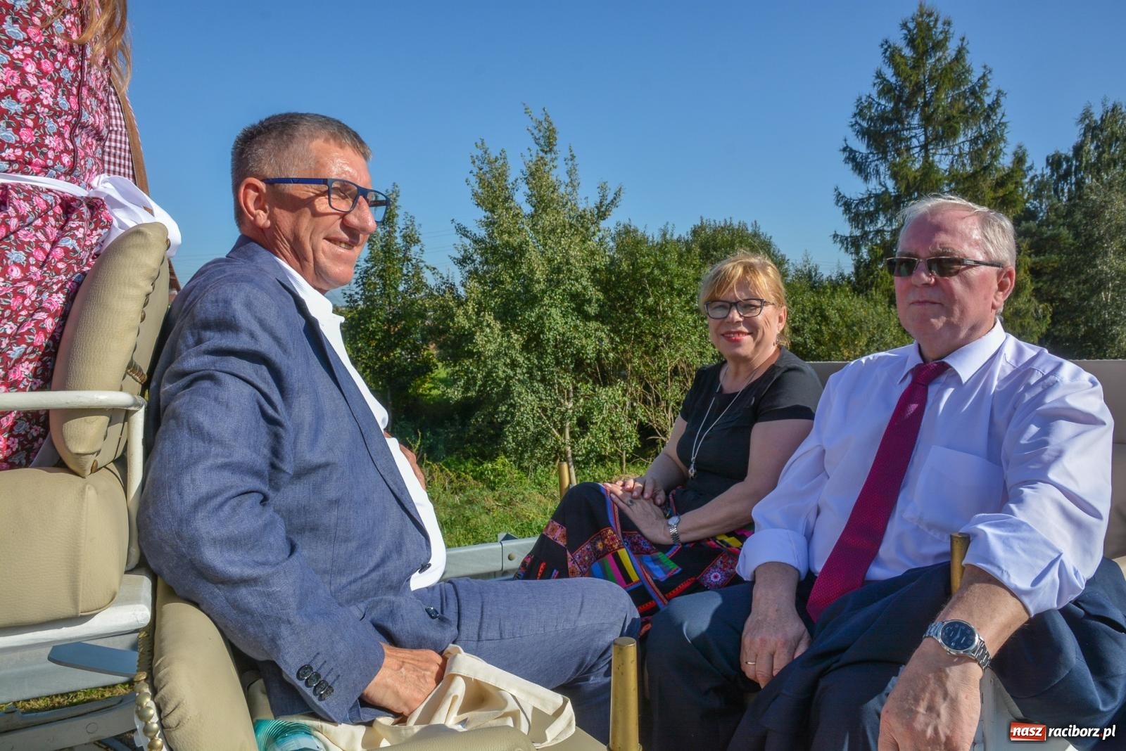 Zdjęcie w galerii na portalu naszraciborz.pl: Korowód na długim dystansie. Dożynki w Rzuchowie [FOTO i WIDEO] wiadomości z regionu