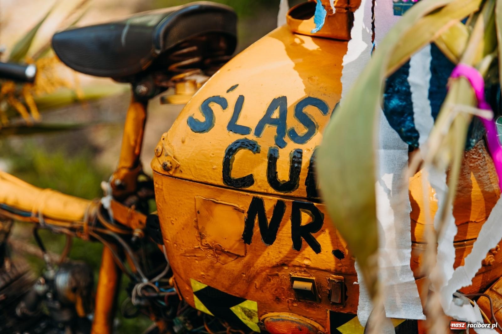 Zdjęcie w galerii na portalu naszraciborz.pl: Korowód na długim dystansie. Dożynki w Rzuchowie [FOTO i WIDEO] wiadomości z regionu