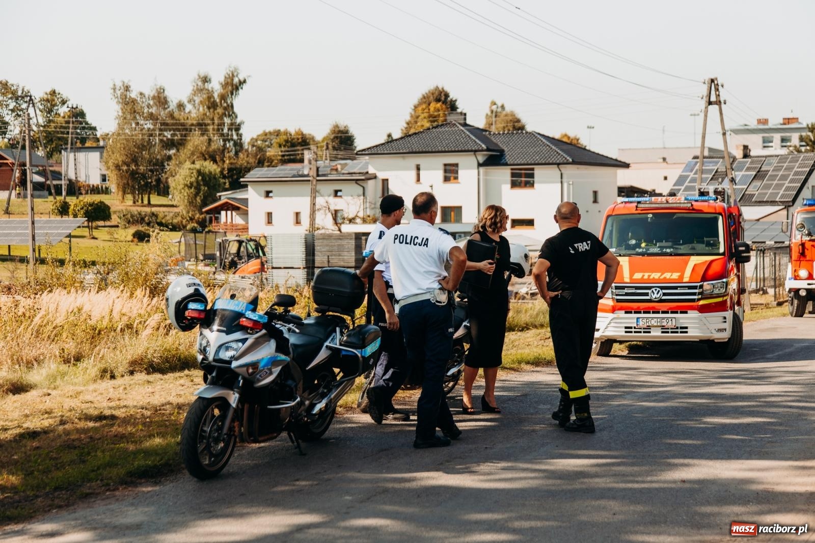Zdjęcie w galerii na portalu naszraciborz.pl: Korowód na długim dystansie. Dożynki w Rzuchowie [FOTO i WIDEO] wiadomości z regionu