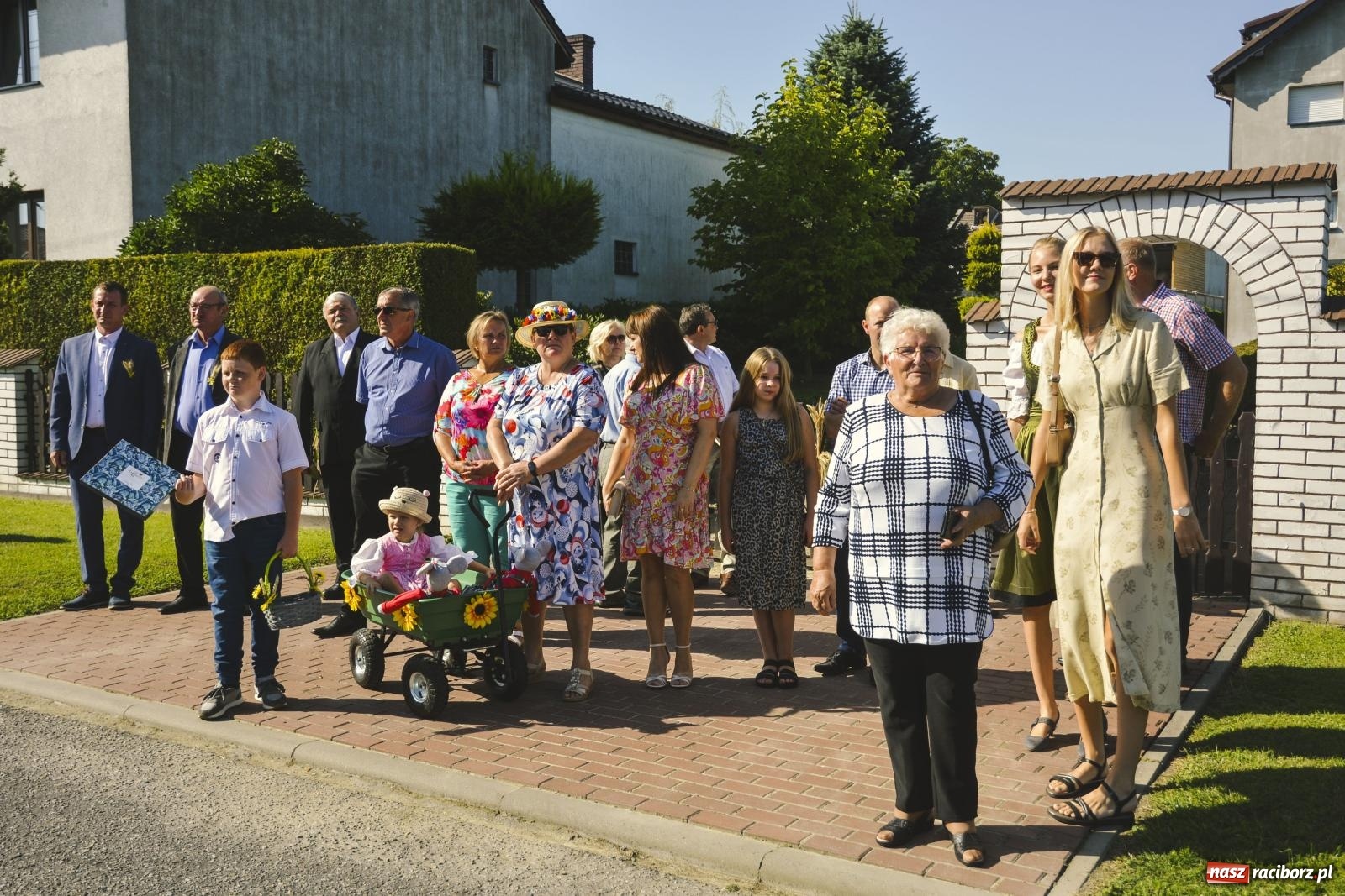 Zdjęcie w galerii na portalu naszraciborz.pl: Spod Złotego Kłosa na Mszę świętą dziękczynną [FOTO i WIDEO] wiadomości z regionu