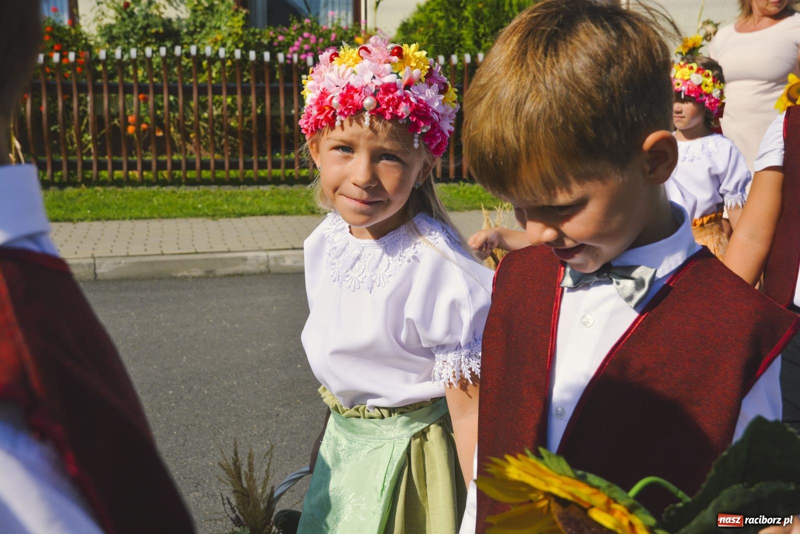 Zdjęcie w galerii na portalu naszraciborz.pl: Spod Złotego Kłosa na Mszę świętą dziękczynną [FOTO i WIDEO] wiadomości z regionu