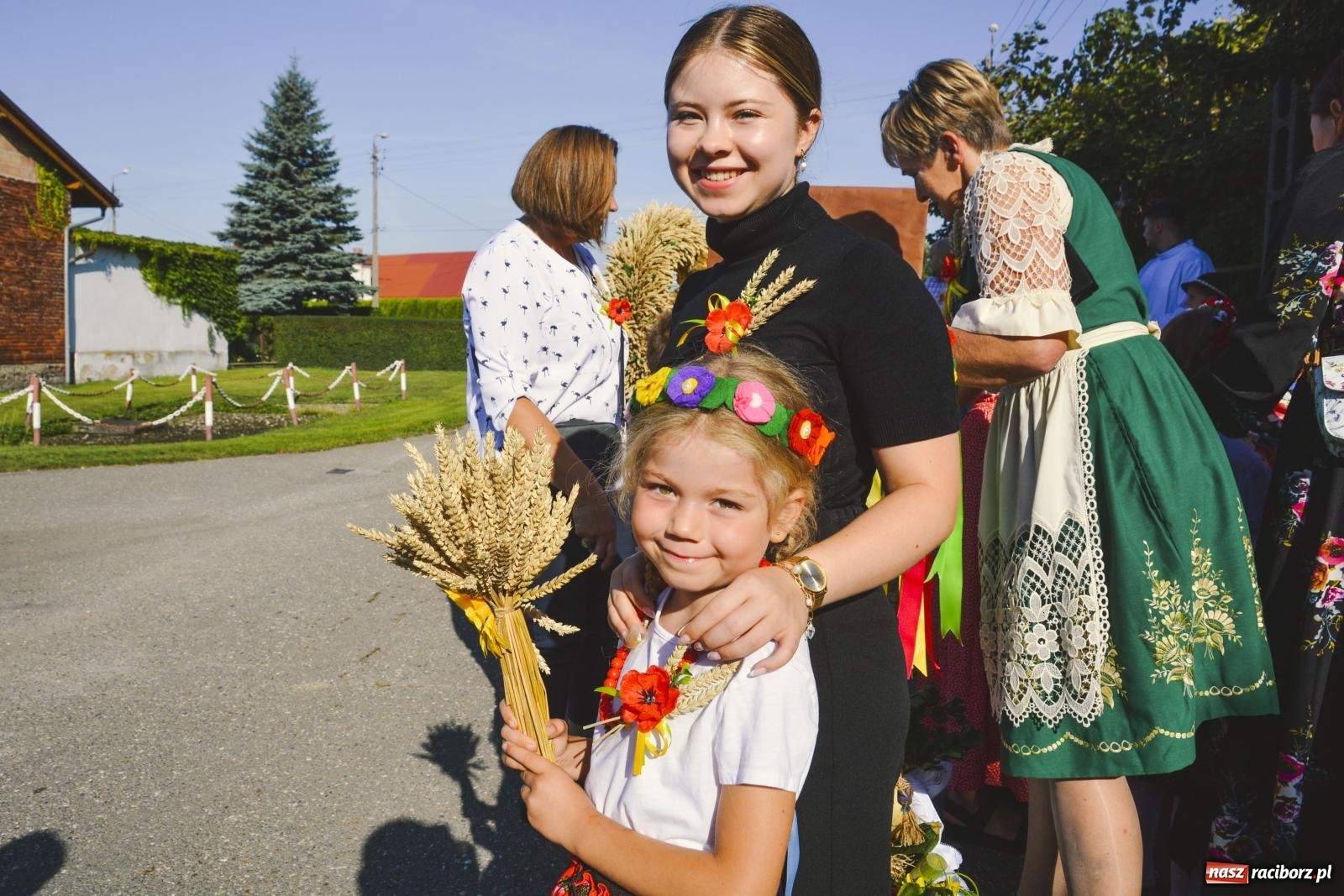 Zdjęcie w galerii na portalu naszraciborz.pl: Dożynki w Zawadzie Książęcej. Gospodarzem Ciechowice wiadomości z regionu