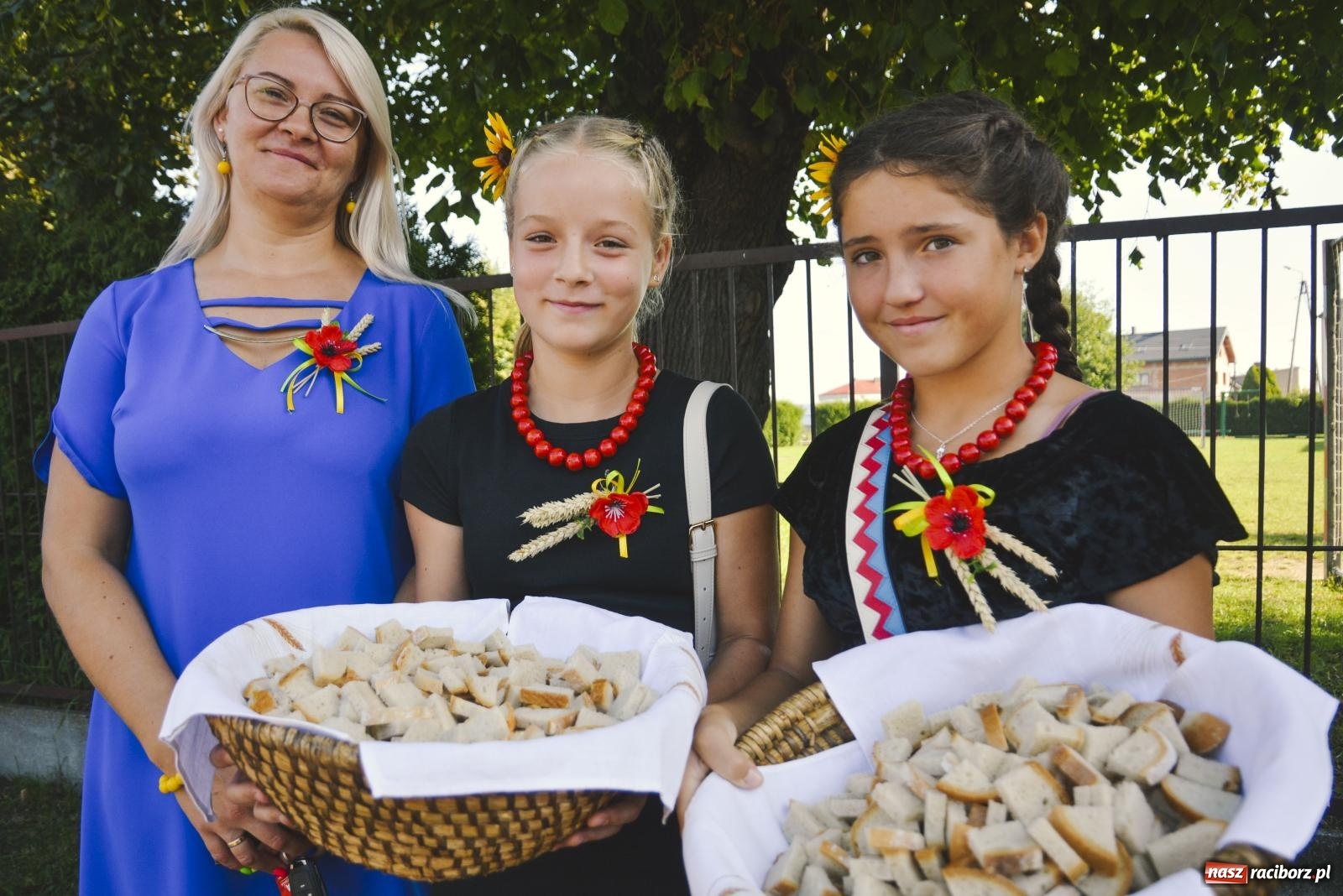 Zdjęcie w galerii na portalu naszraciborz.pl: Dożynki w Zawadzie Książęcej. Gospodarzem Ciechowice wiadomości z regionu