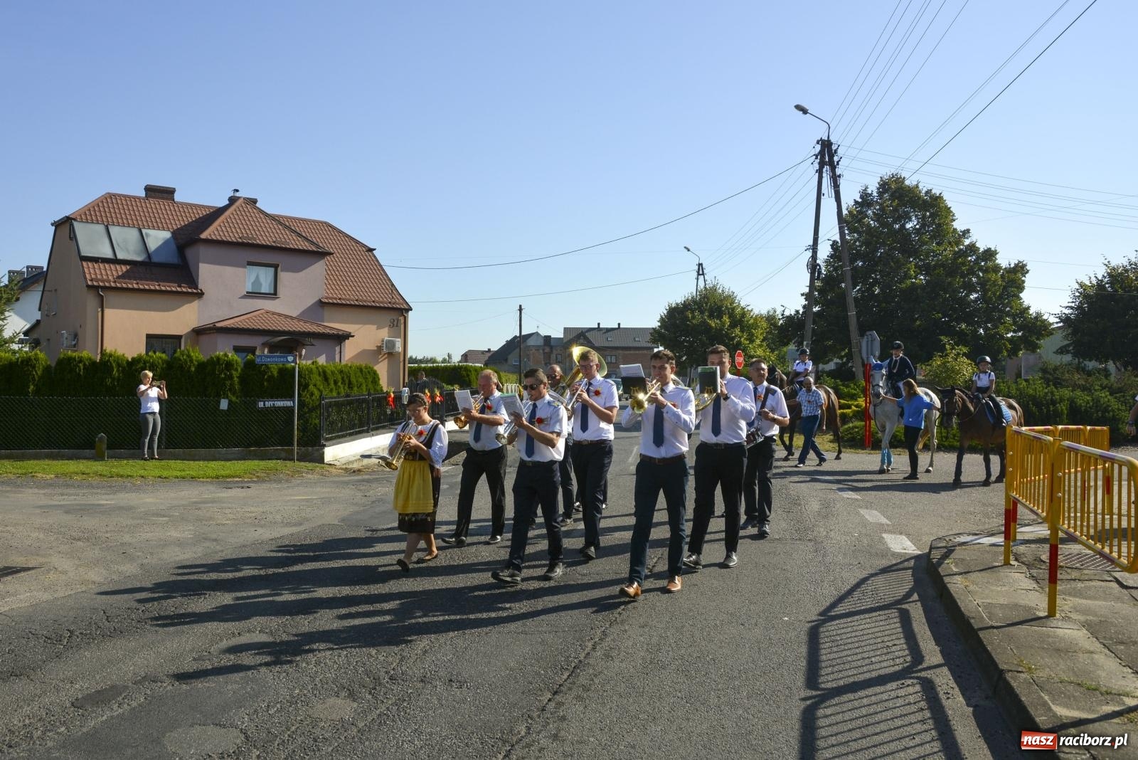 Zdjęcie w galerii na portalu naszraciborz.pl: Dożynki w Zawadzie Książęcej. Gospodarzem Ciechowice wiadomości z regionu