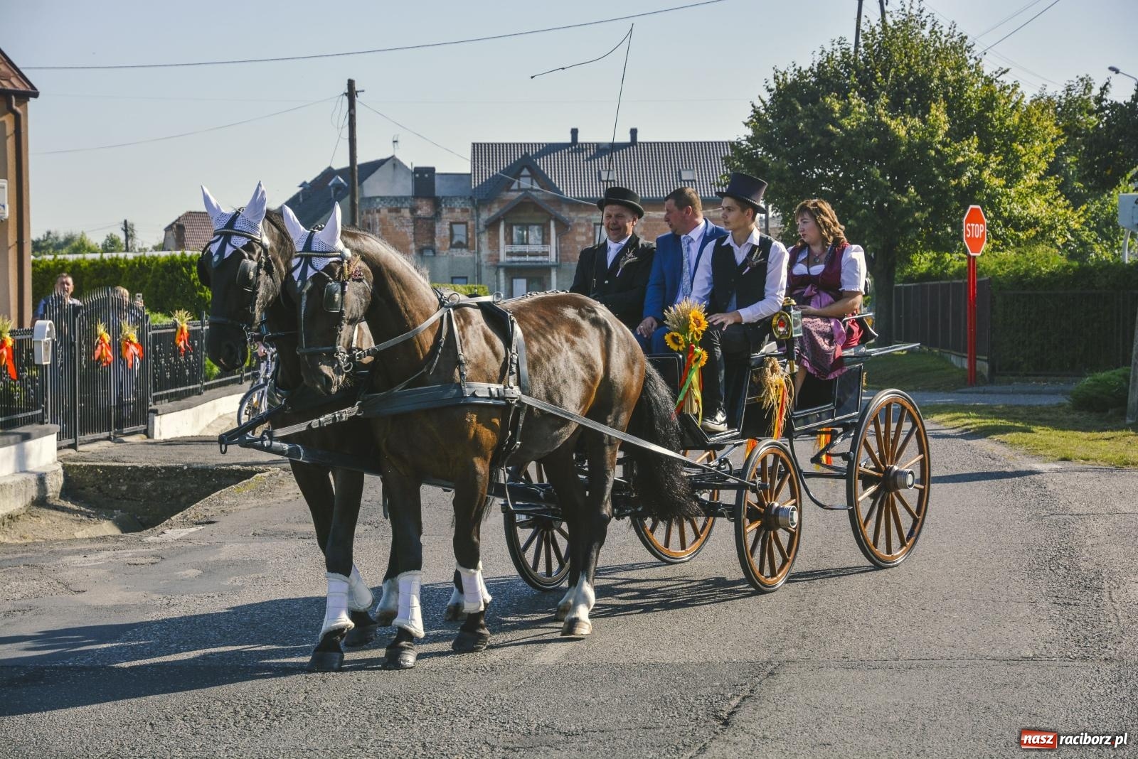 Zdjęcie w galerii na portalu naszraciborz.pl: Dożynki w Zawadzie Książęcej. Gospodarzem Ciechowice wiadomości z regionu
