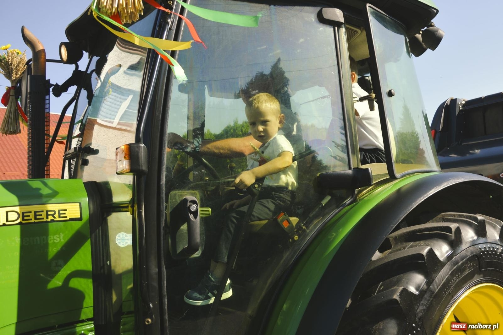 Zdjęcie w galerii na portalu naszraciborz.pl: Dożynki w Zawadzie Książęcej. Gospodarzem Ciechowice wiadomości z regionu