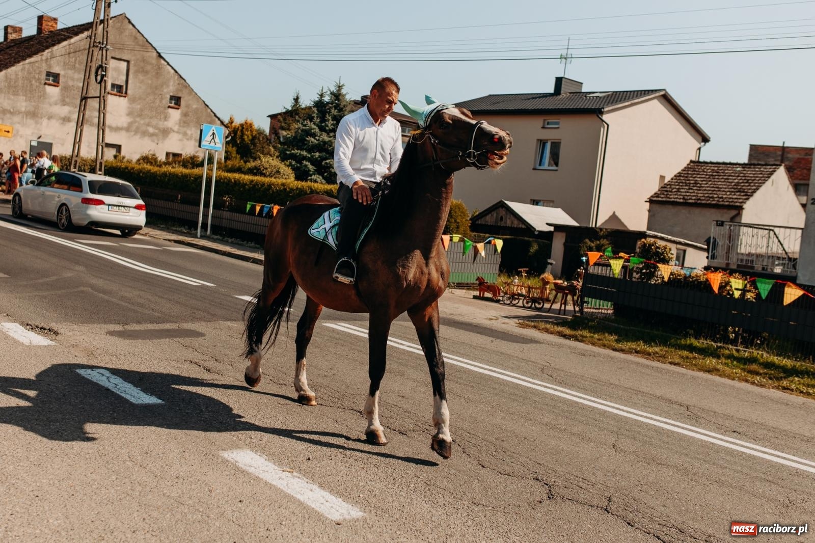 Zdjęcie w galerii na portalu naszraciborz.pl: Korowód i śląska biesiada. Dożynki w Raszczycach [FOTO i WIDEO] wiadomości z regionu