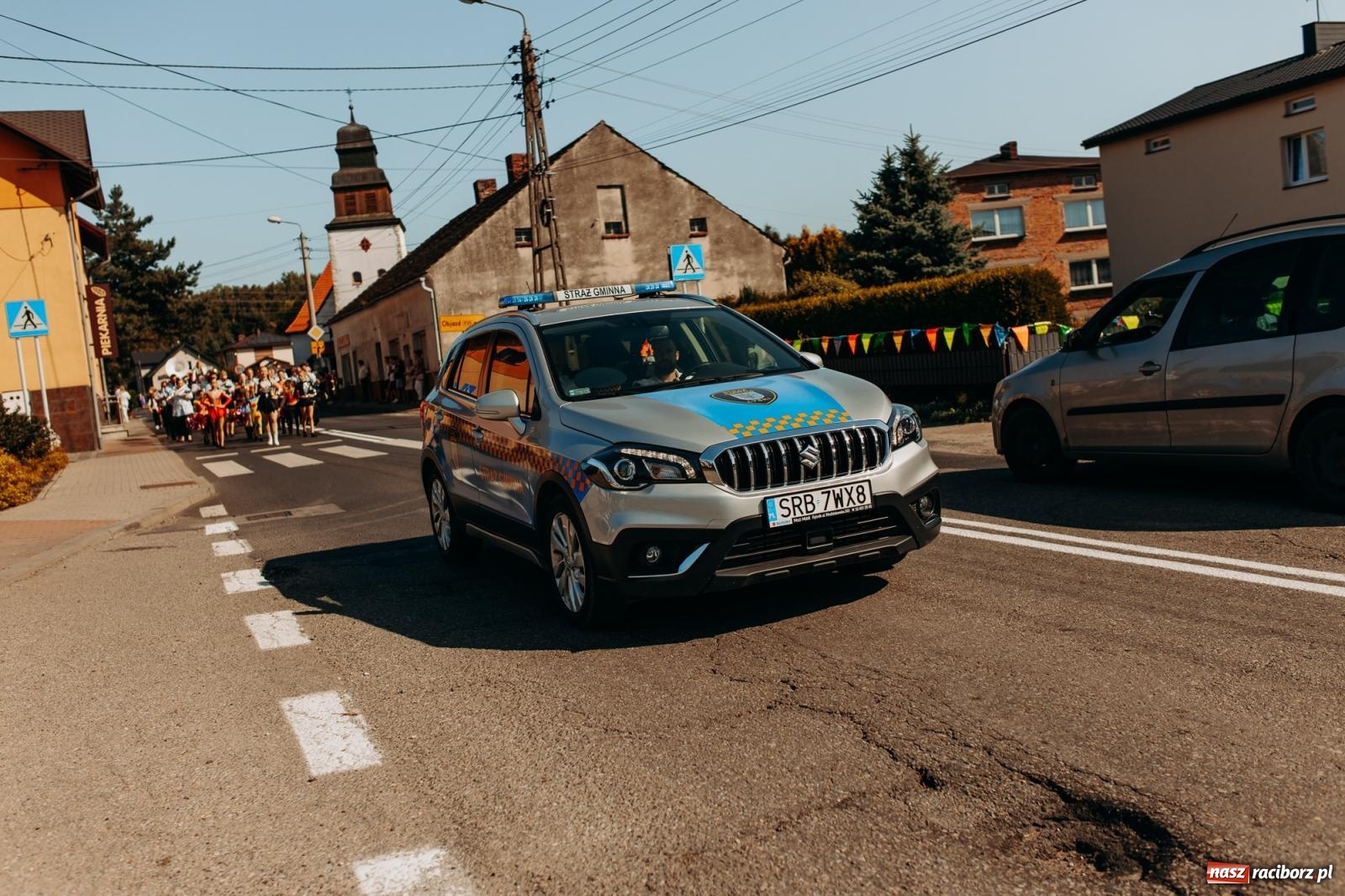 Zdjęcie w galerii na portalu naszraciborz.pl: Korowód i śląska biesiada. Dożynki w Raszczycach [FOTO i WIDEO] wiadomości z regionu