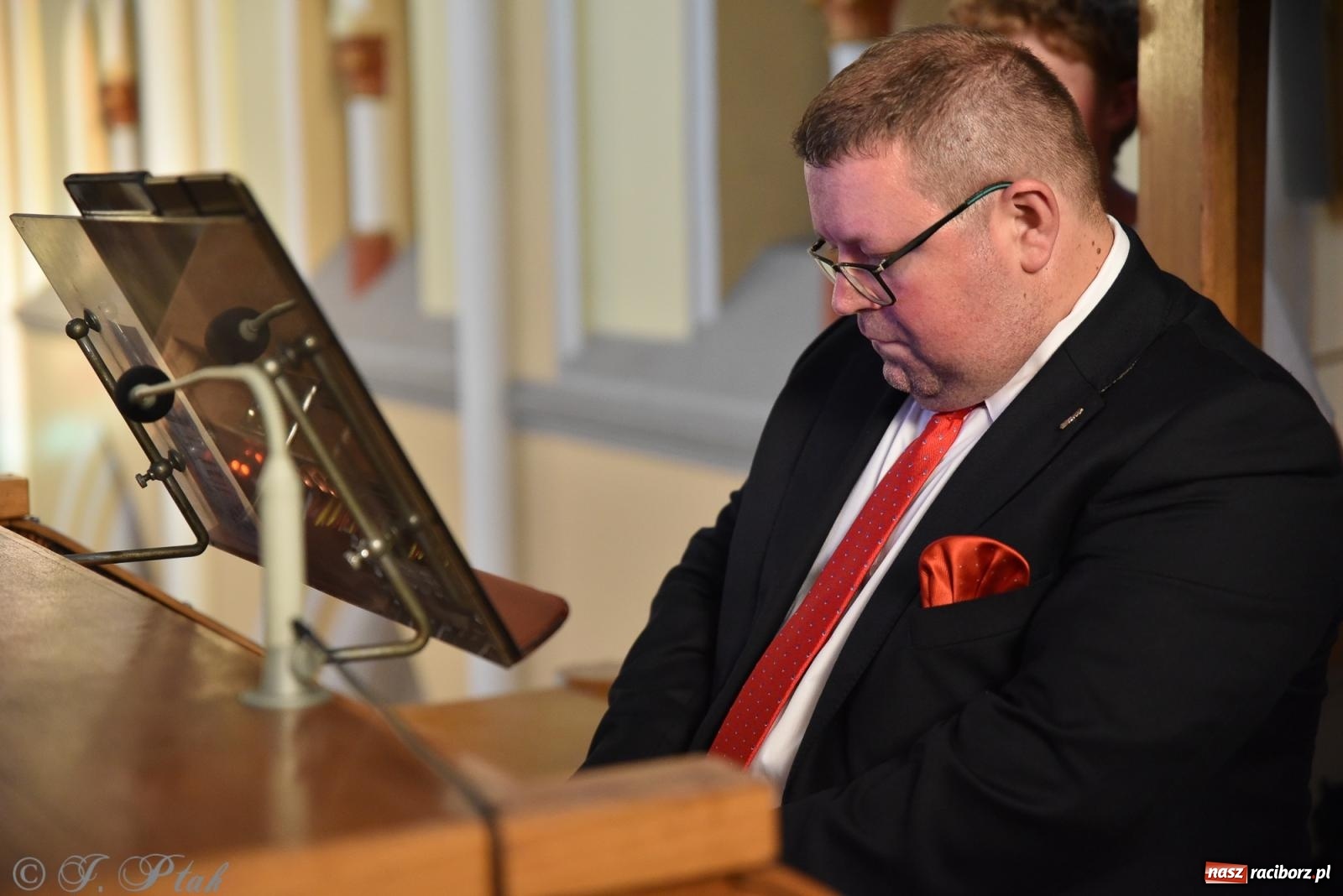 Zdjęcie w galerii na portalu naszraciborz.pl: Muzyka odnaleziona w świątyni na Ostrogu [FOTO i WIDEO] wiadomości z regionu