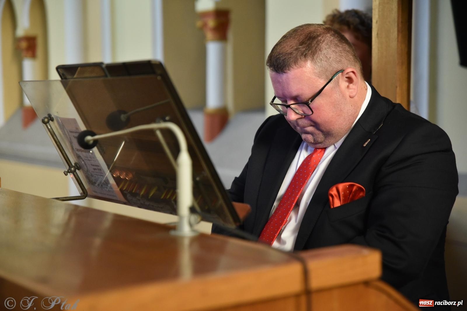 Zdjęcie w galerii na portalu naszraciborz.pl: Muzyka odnaleziona w świątyni na Ostrogu [FOTO i WIDEO] wiadomości z regionu