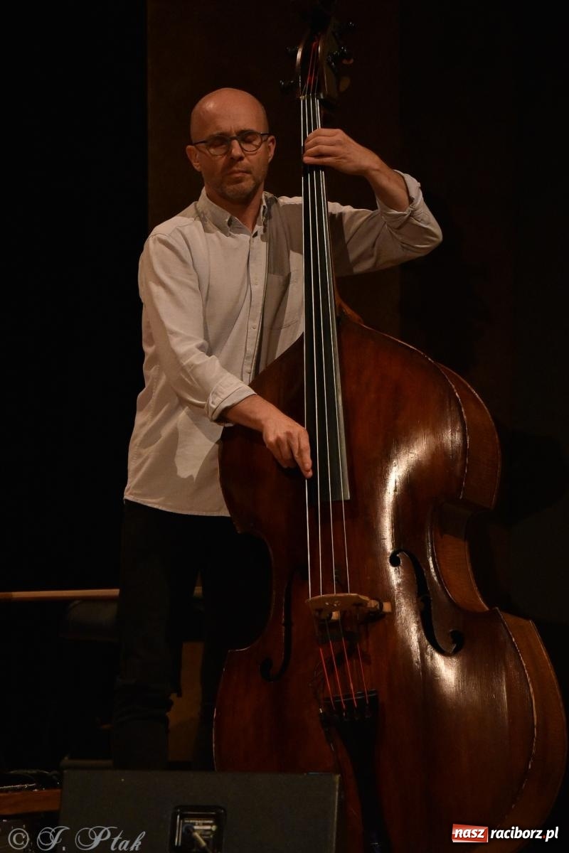Zdjęcie w galerii na portalu naszraciborz.pl: SDM. Legenda na deskach RCK [FOTO] wiadomości z regionu
