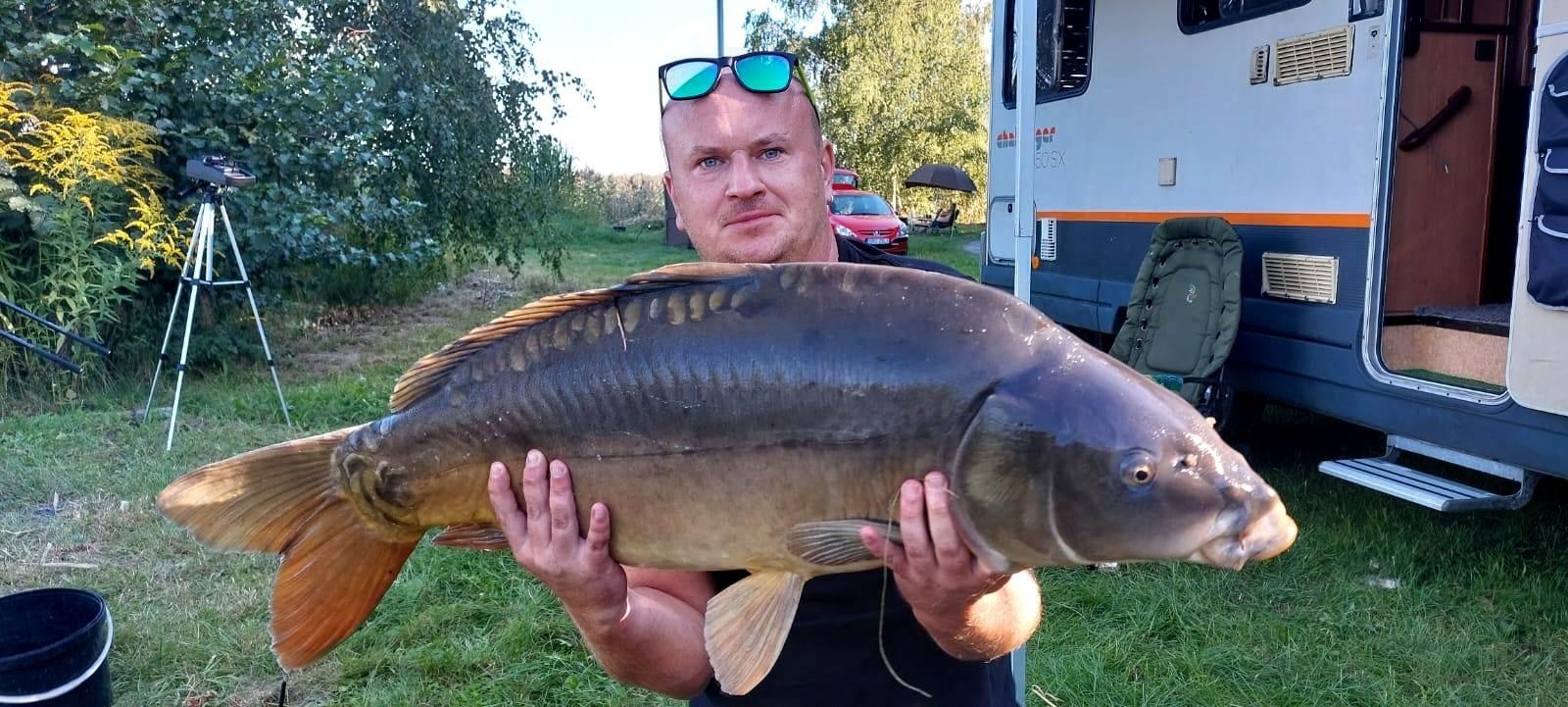 Zdjęcie w galerii na portalu naszraciborz.pl: VIII Drużynowe Zawody Karpiowe Jesienny Babiczok 2023 za nami wiadomości z regionu