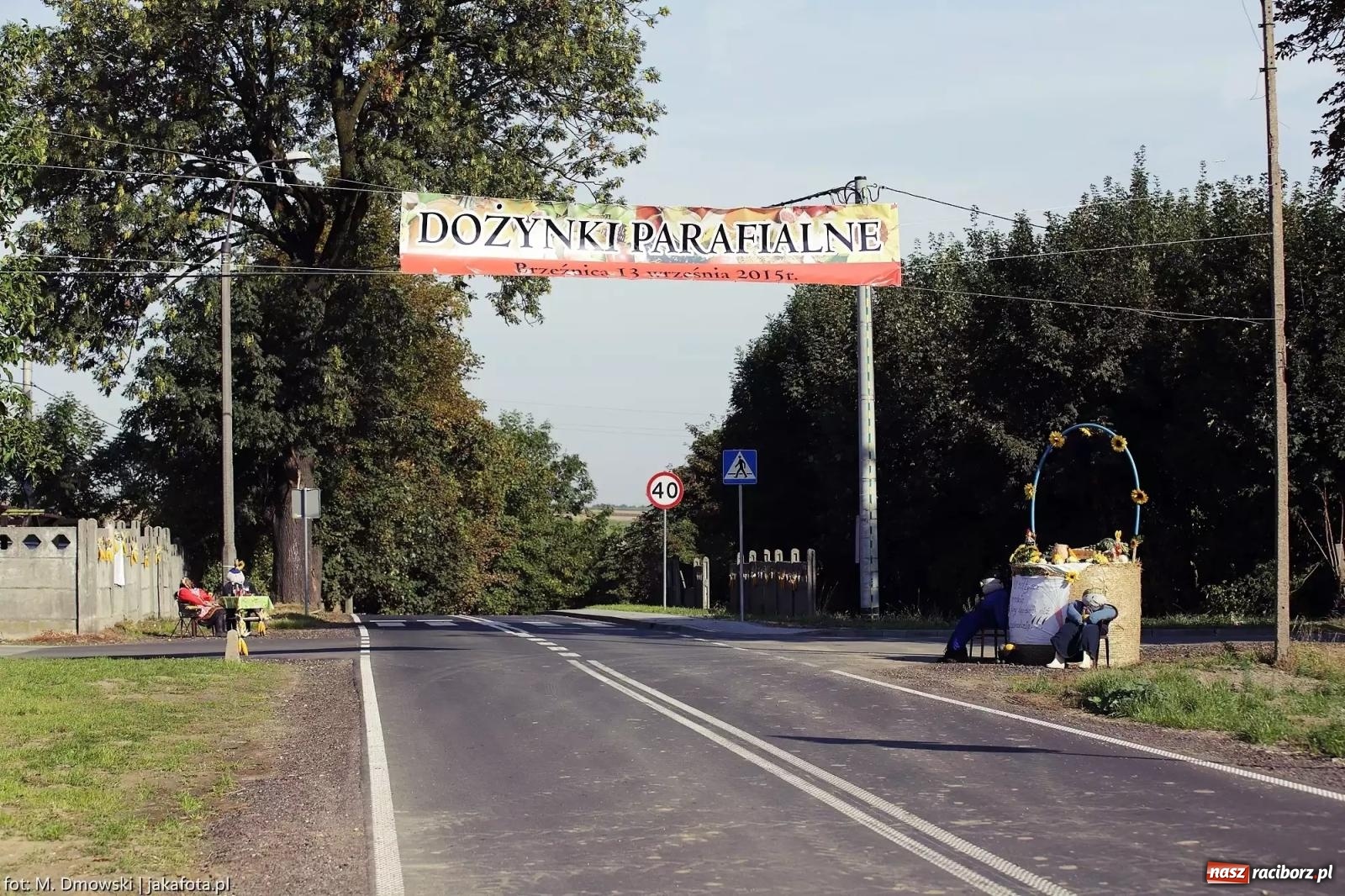 Zdjęcie w galerii na portalu naszraciborz.pl: Brzeźnica zaprasza na dożynki przy ruinach pałacu w Łubowicach wiadomości z regionu