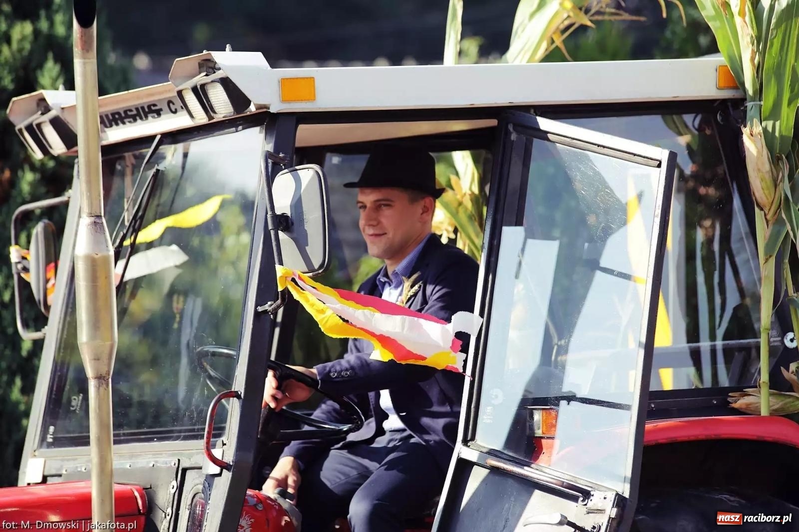 Zdjęcie w galerii na portalu naszraciborz.pl: Brzeźnica zaprasza na dożynki przy ruinach pałacu w Łubowicach wiadomości z regionu