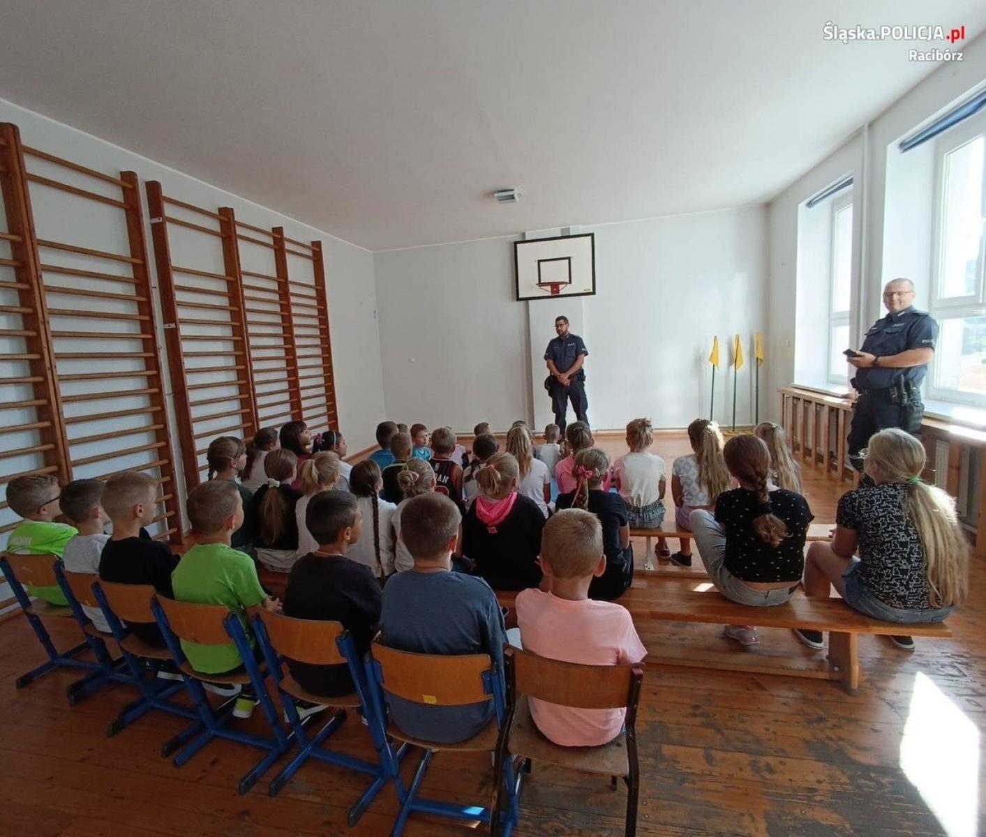 Zdjęcie w galerii na portalu naszraciborz.pl: Bezpieczna droga do szkoły w powiecie raciborskim  wiadomości z regionu