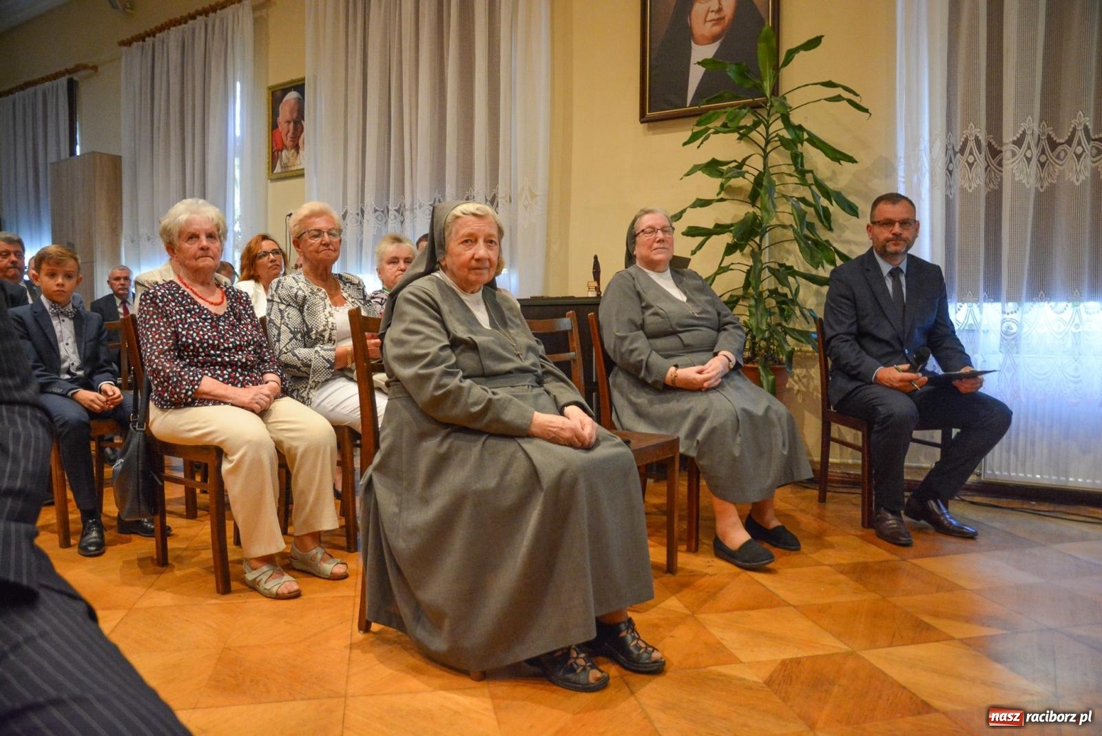 Zdjęcie w galerii na portalu naszraciborz.pl: Polenlagry - niemieckie obozy na Śląsku. Konferencja w Pogrzebieniu wiadomości z regionu