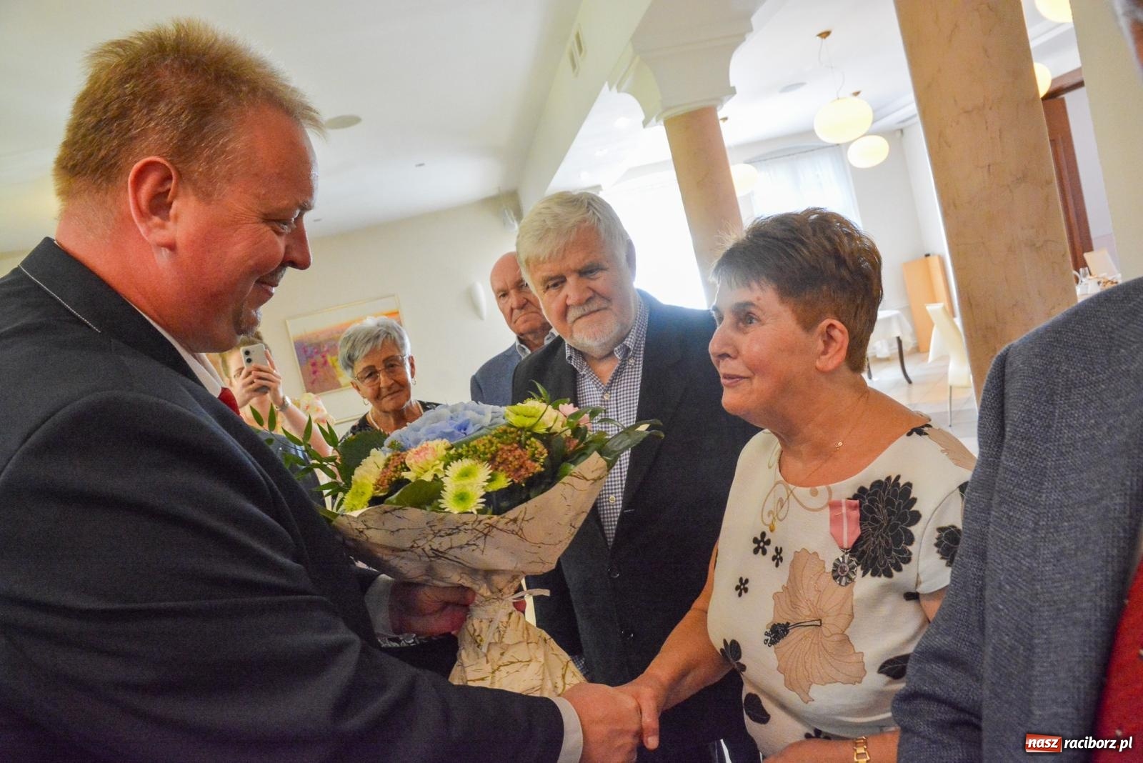 Zdjęcie w galerii na portalu naszraciborz.pl: Złote gody w Raciborzu. Świętuje osiem par [FOTO i WIDEO] wiadomości z regionu