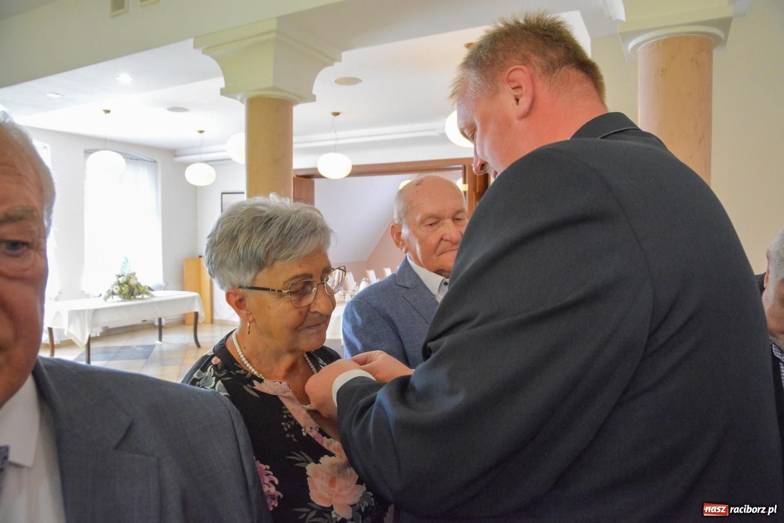 Zdjęcie w galerii na portalu naszraciborz.pl: Złote gody w Raciborzu. Świętuje osiem par [FOTO i WIDEO] wiadomości z regionu