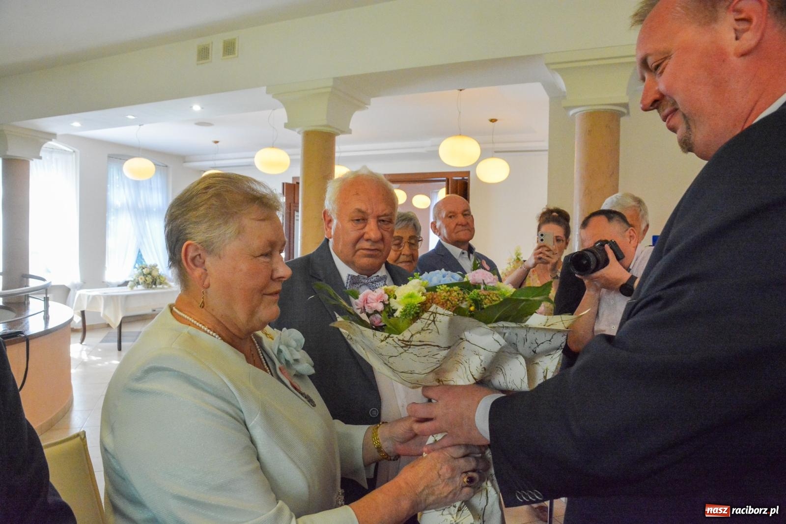 Zdjęcie w galerii na portalu naszraciborz.pl: Złote gody w Raciborzu. Świętuje osiem par [FOTO i WIDEO] wiadomości z regionu