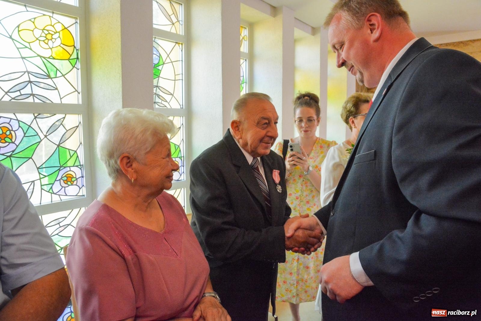 Zdjęcie w galerii na portalu naszraciborz.pl: Złote gody w Raciborzu. Świętuje osiem par [FOTO i WIDEO] wiadomości z regionu