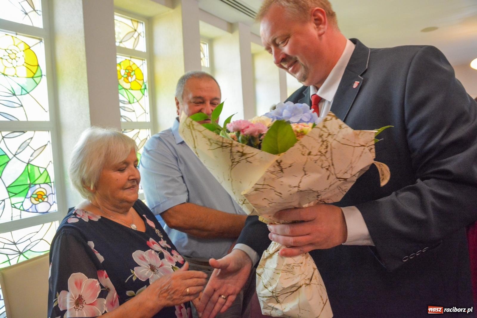 Zdjęcie w galerii na portalu naszraciborz.pl: Złote gody w Raciborzu. Świętuje osiem par [FOTO i WIDEO] wiadomości z regionu